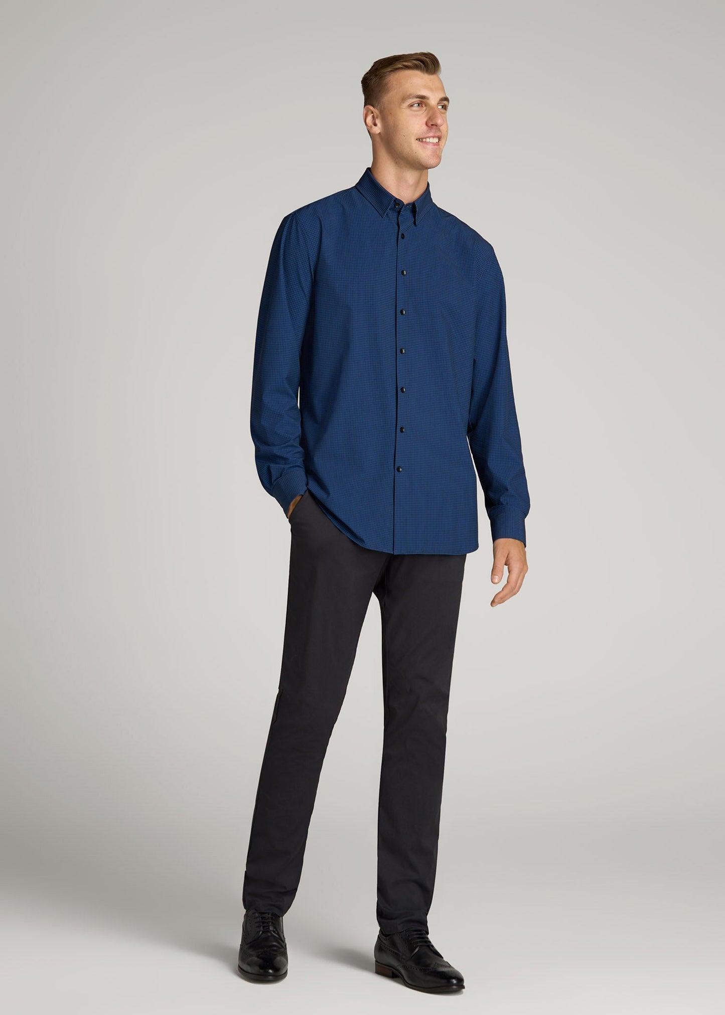 American Tall Men Traveler Stretch Dress Shirt in Black and Blue Micro Check
