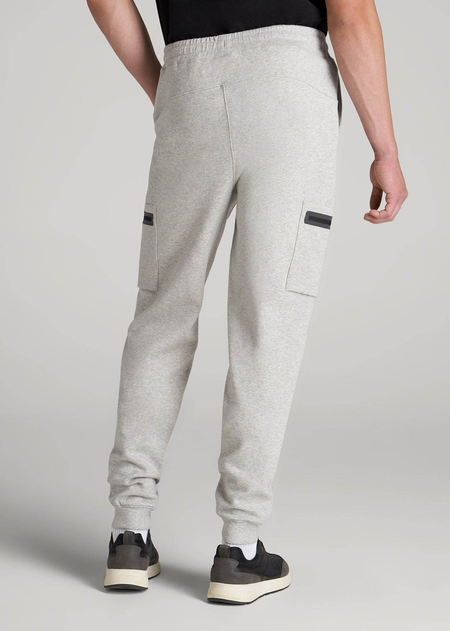 American Tall Men Tech Motion Fleece Cargo Joggers for Tall Men in Grey Mix