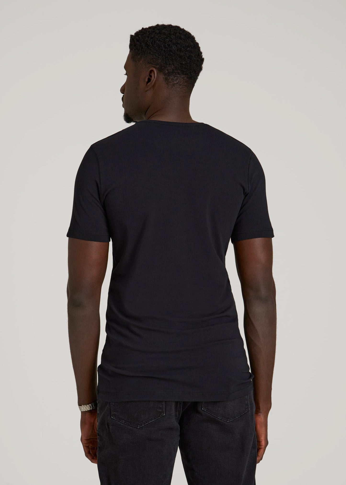 American Tall Men The Essential Slim Fit Crewneck Tee for Tall Men in Black