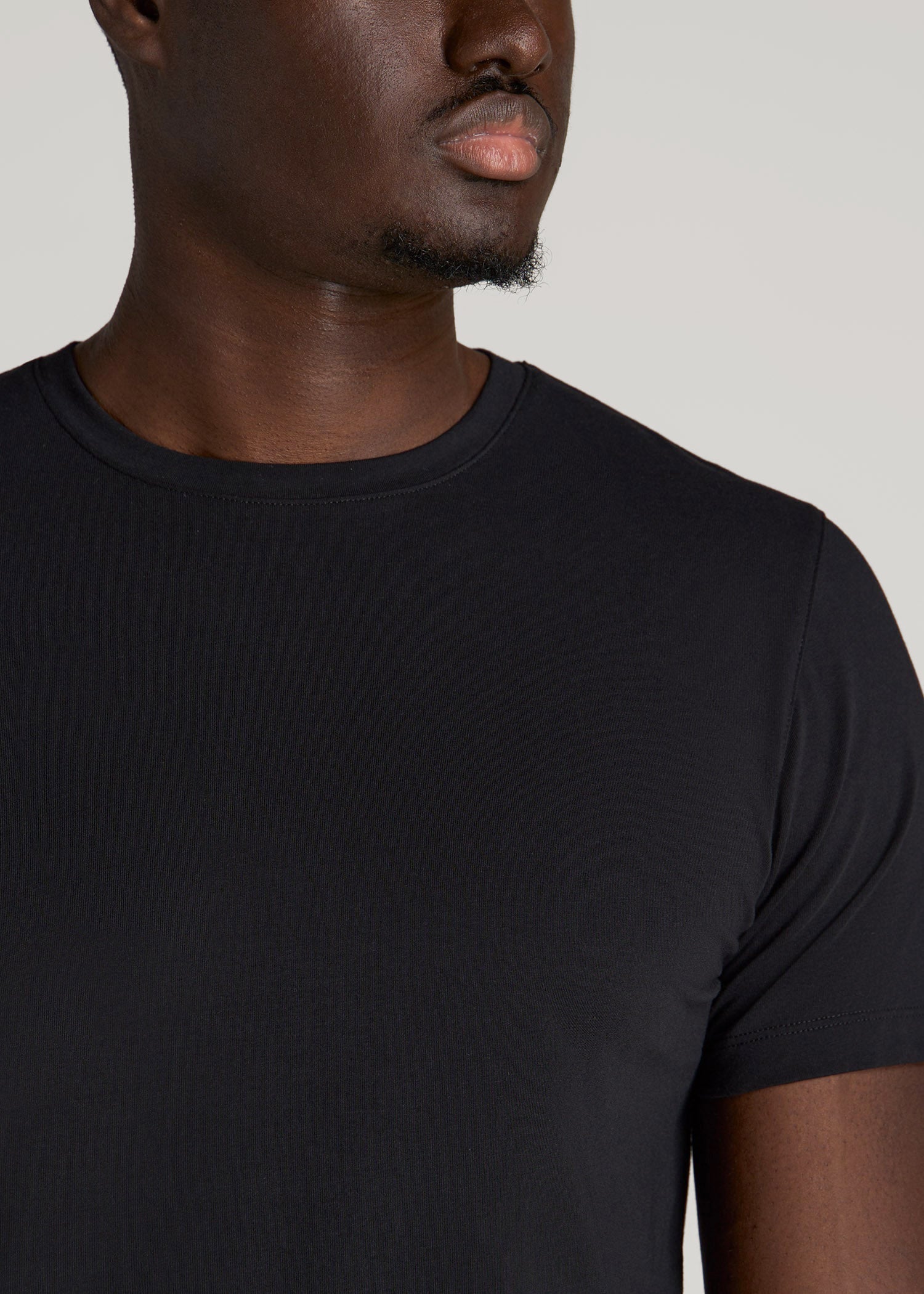 American Tall Men The Essential Modern Fit Crewneck Tee for Tall Men in Black
