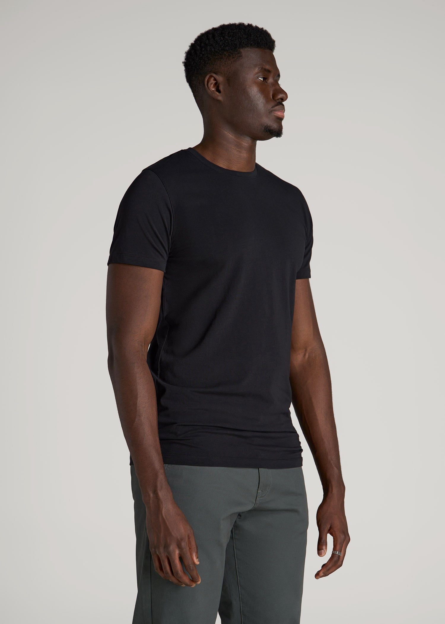 American Tall Men The Essential Modern Fit Crewneck Tee for Tall Men in Black