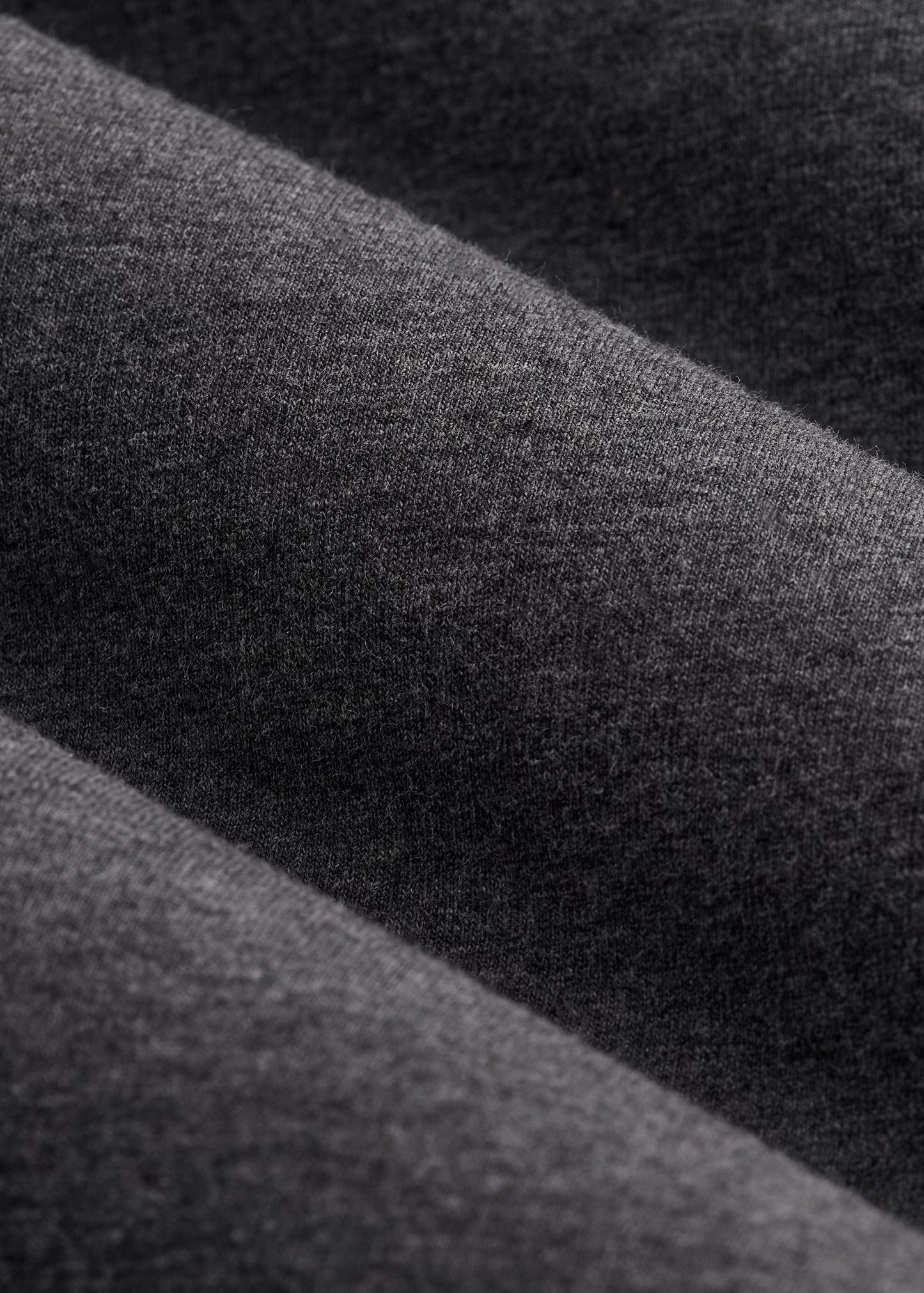 American Tall Men The Essential Slim Fit Long Sleeve Tee for Tall Men in Charcoal Mix