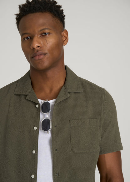 American Tall Men Seersucker Camp Collar Short Sleeve Shirt for Tall Men in Olive