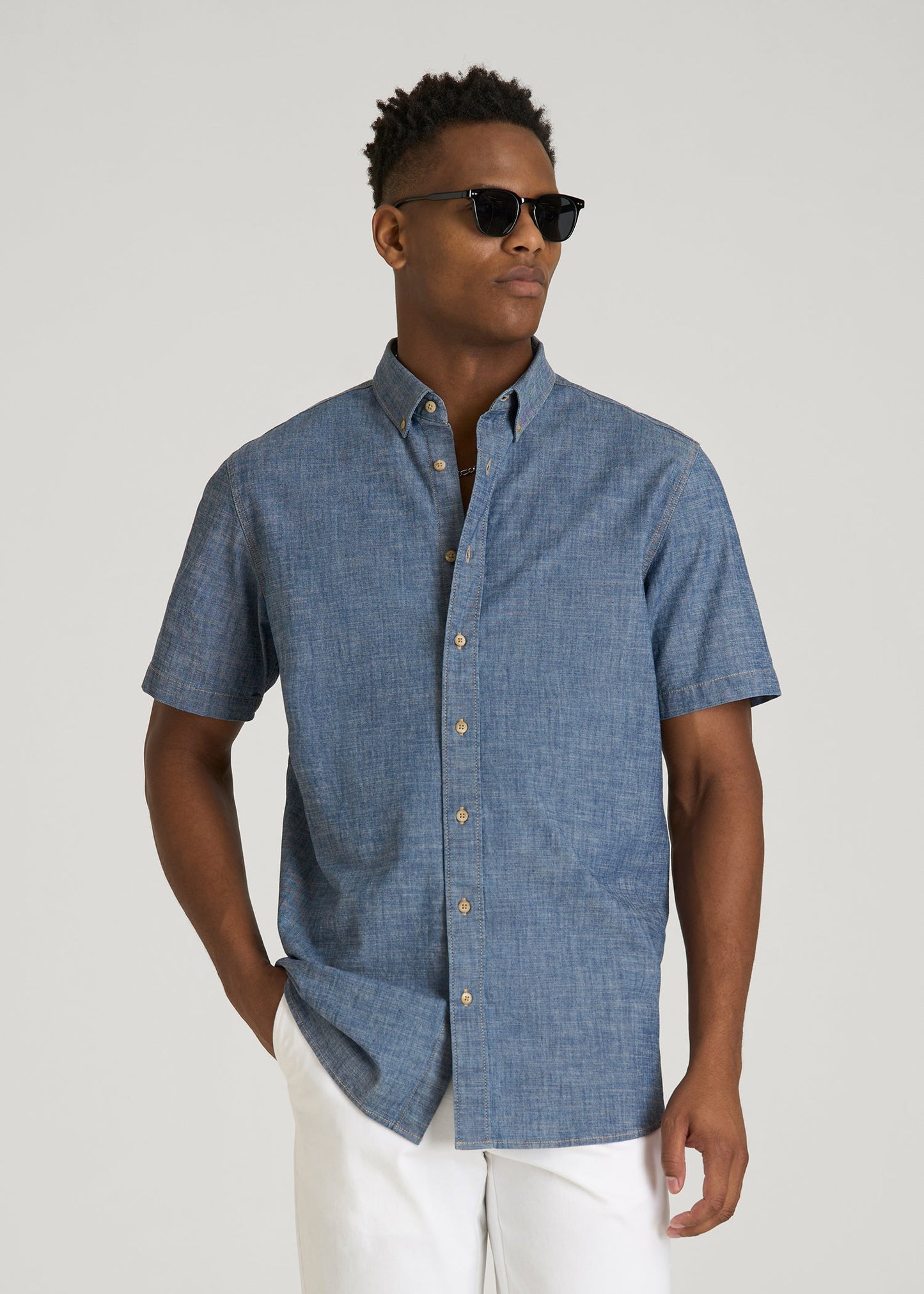 American Tall Men Short Sleeve Chambray Shirt for Tall Men in Mid Blue Chambray