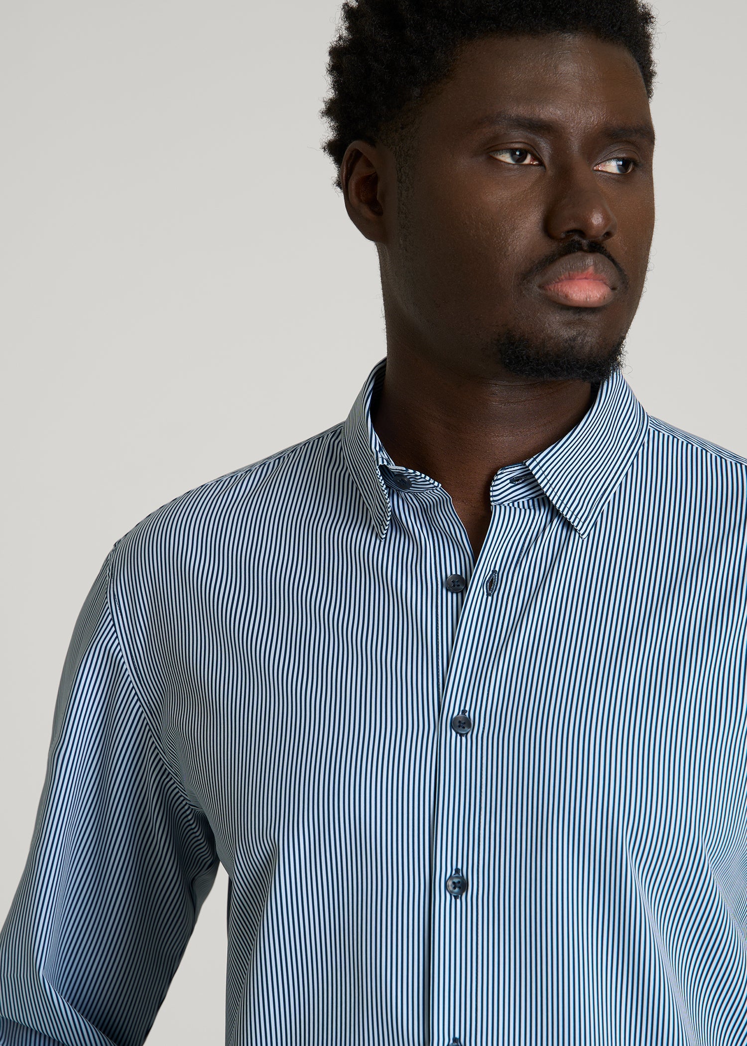American Tall Men Traveler Stretch Dress Shirt for Tall Men in Royal Navy Stripe