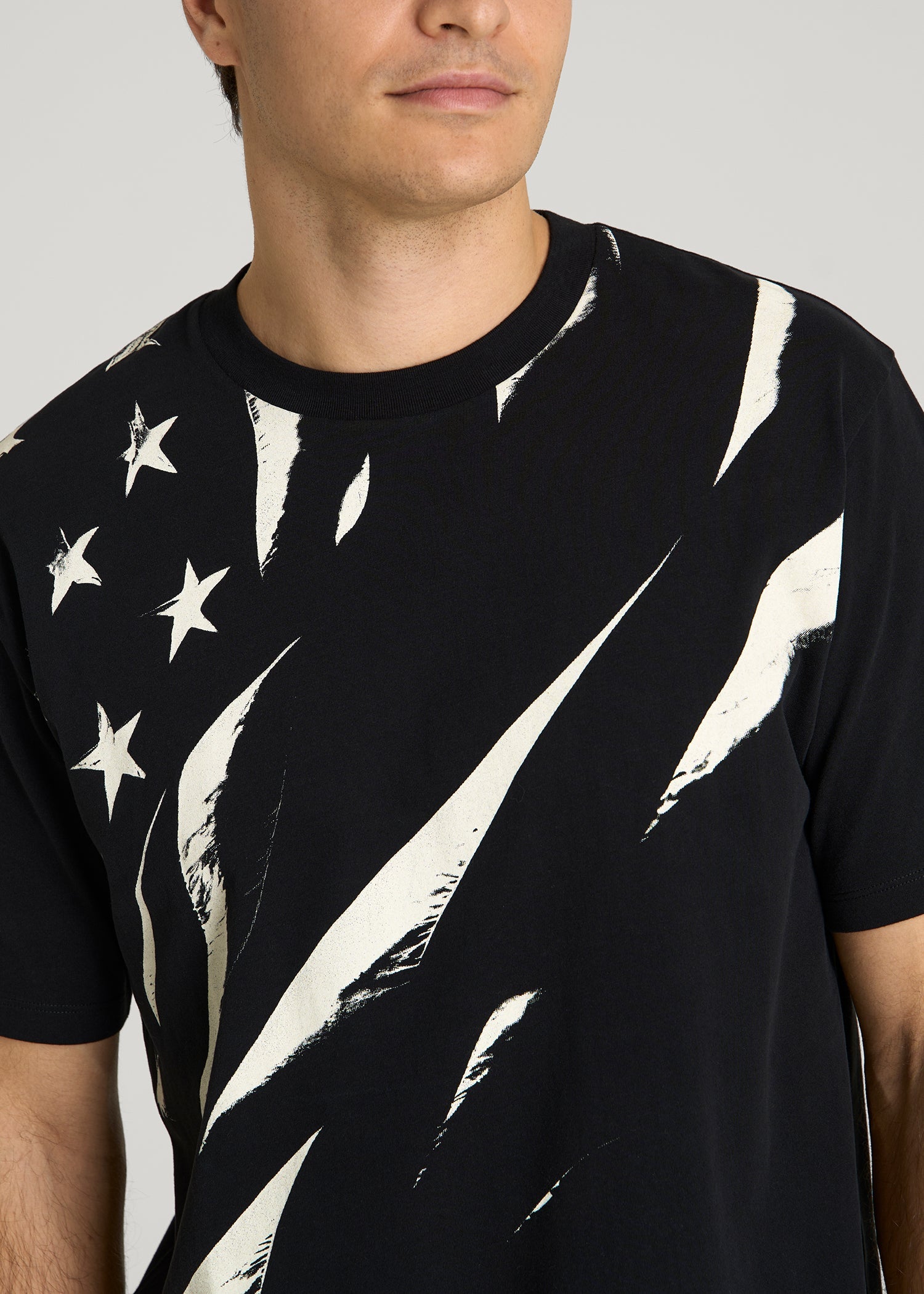 American Tall Men Monochrome Flag Graphic Tee for Tall Men in Black