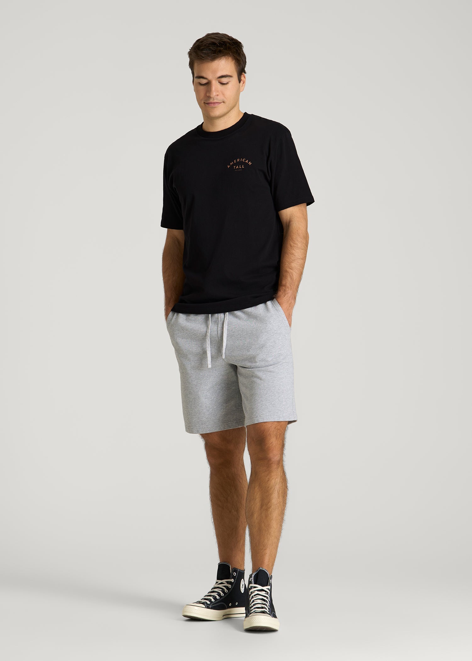 American Tall Men Giraffe Graphic Tee for Tall Men in Black