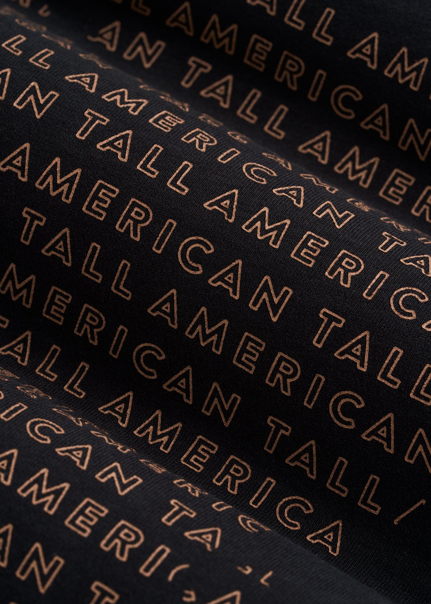 American Tall Men Giraffe Graphic Tee for Tall Men in Black