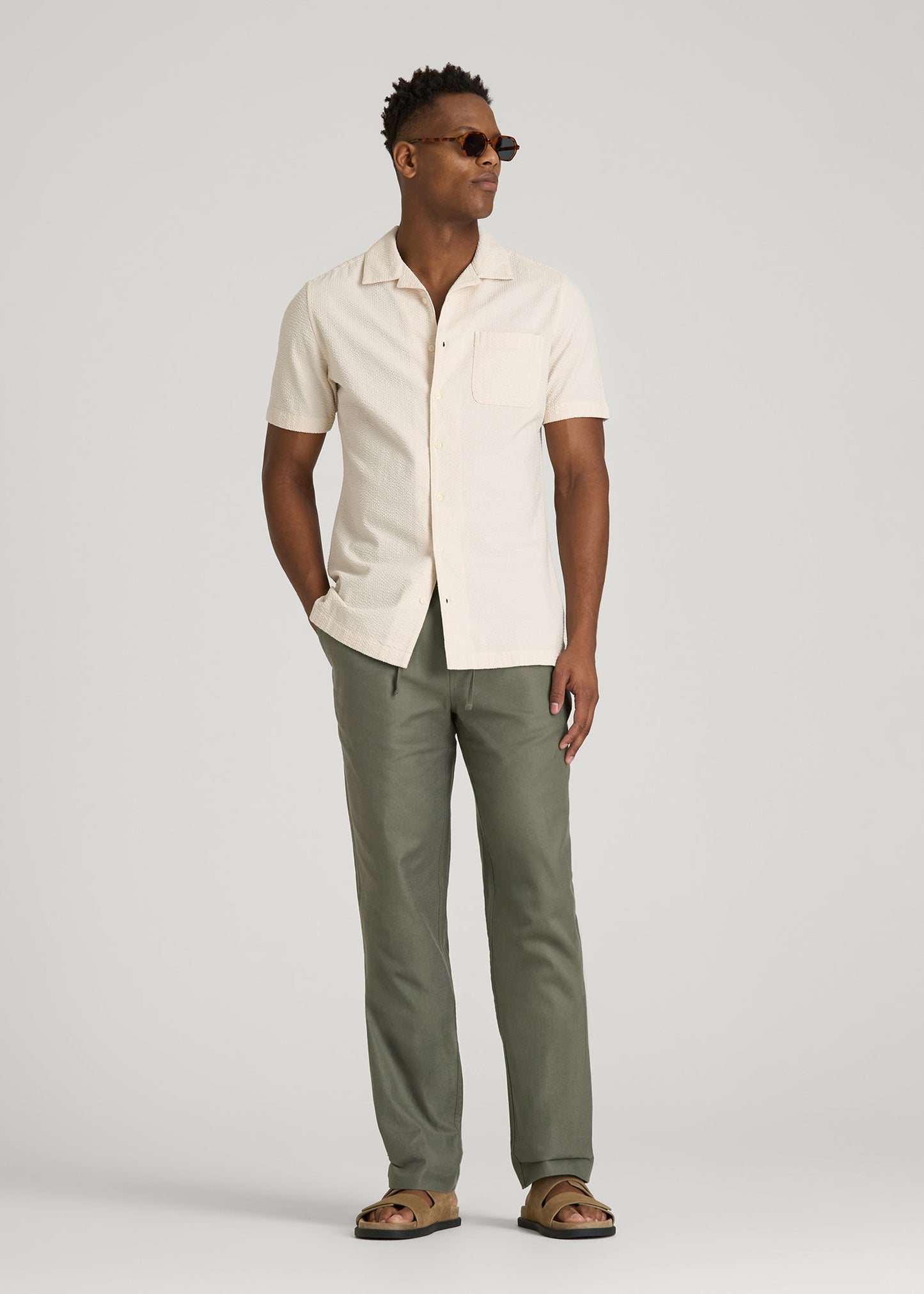 American Tall Men Stretch Cotton Linen Blend Pull-On Pants for Tall Men in Olive