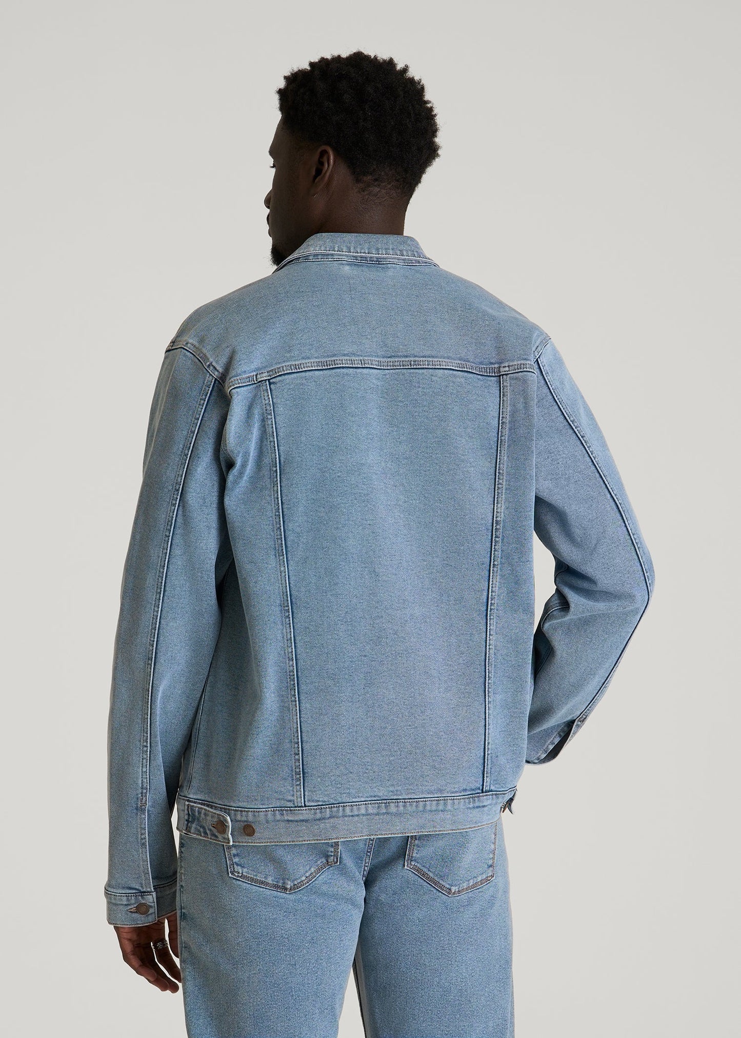 American Tall Men Classic Denim Jacket for Tall Men in Perfect Blue