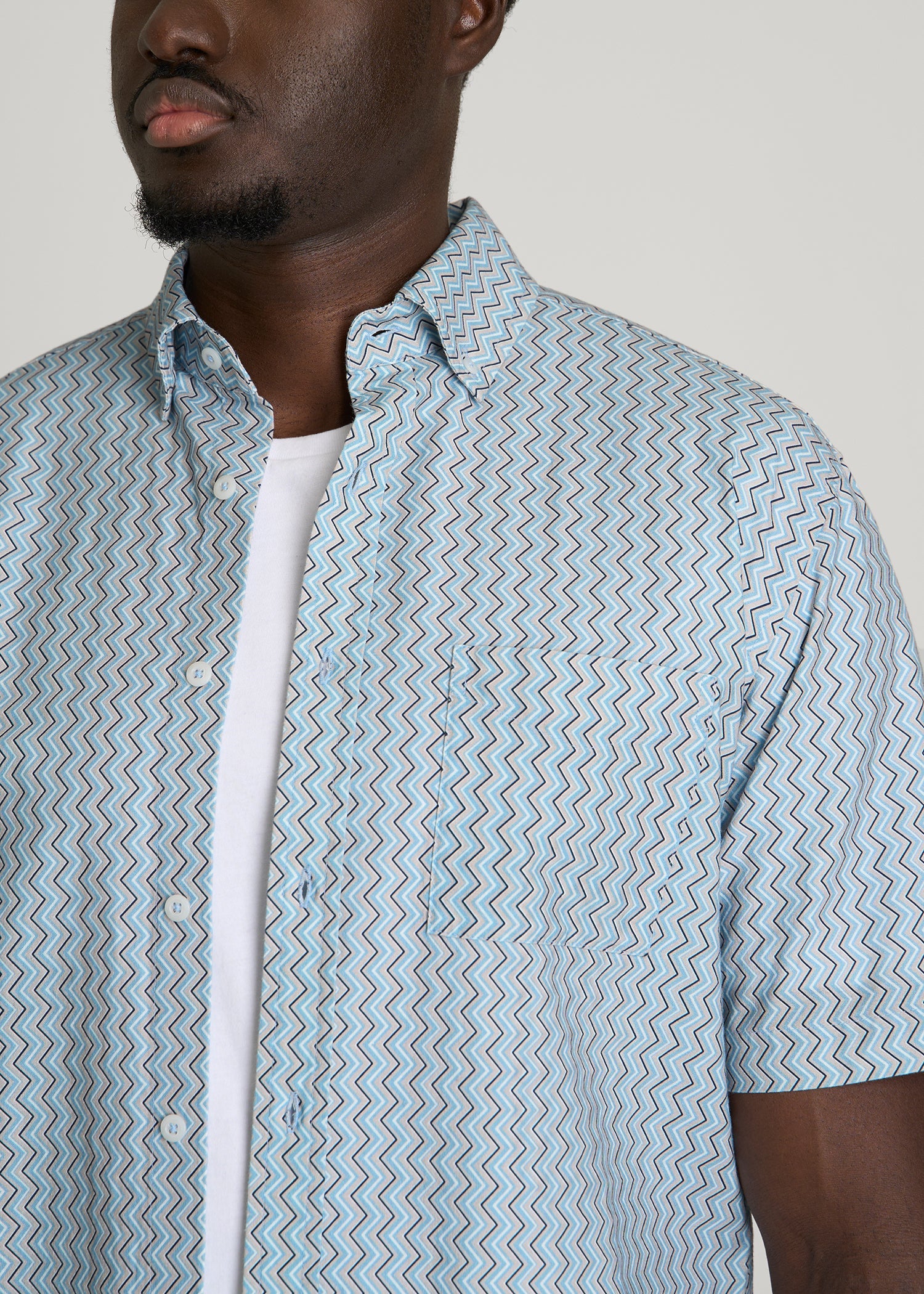 American Tall Men Short Sleeve Shirt for Tall Men in Ice Blue Abstract Stripe