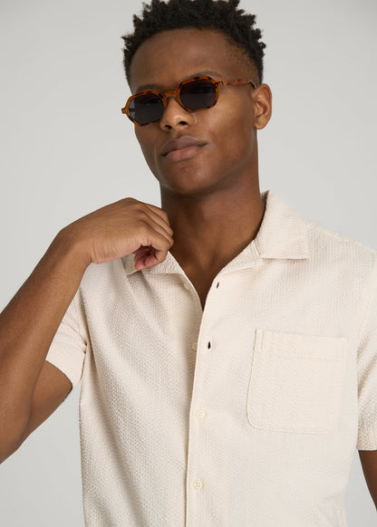 American Tall Men Seersucker Camp Collar Short Sleeve Shirt for Tall Men in White Sand