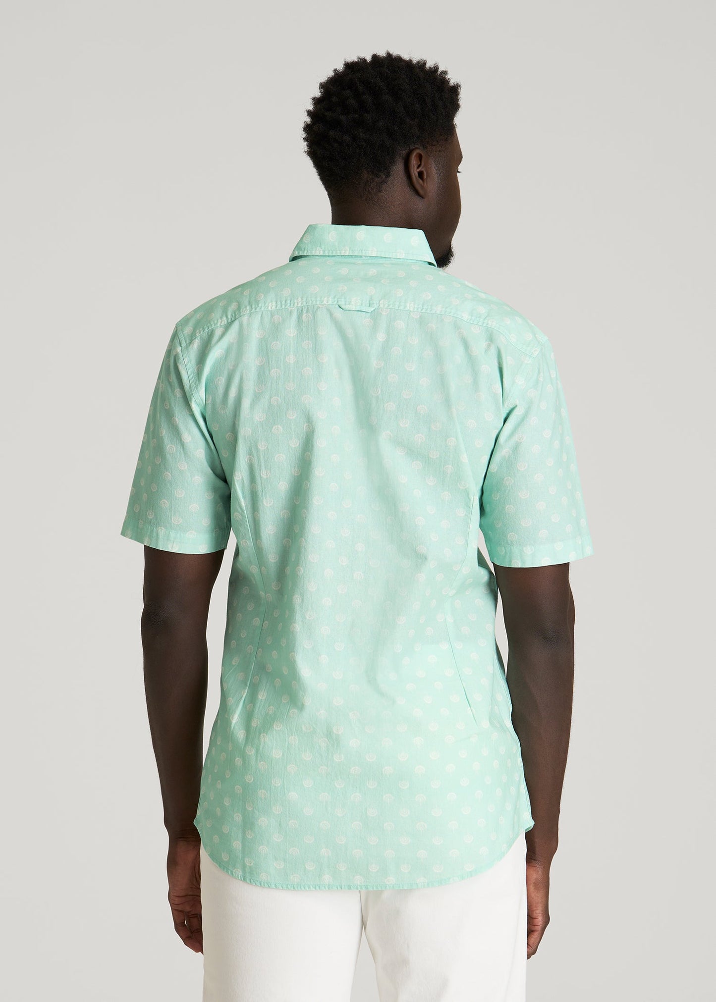 American Tall Men Short Sleeve Shirt for Tall Men in Opal Blue Dandelion