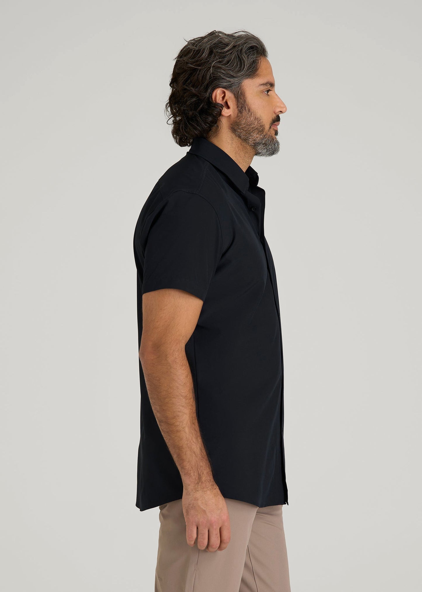 American Tall Men Short Sleeve Traveler Stretch Button Shirt for Tall Men in Black
