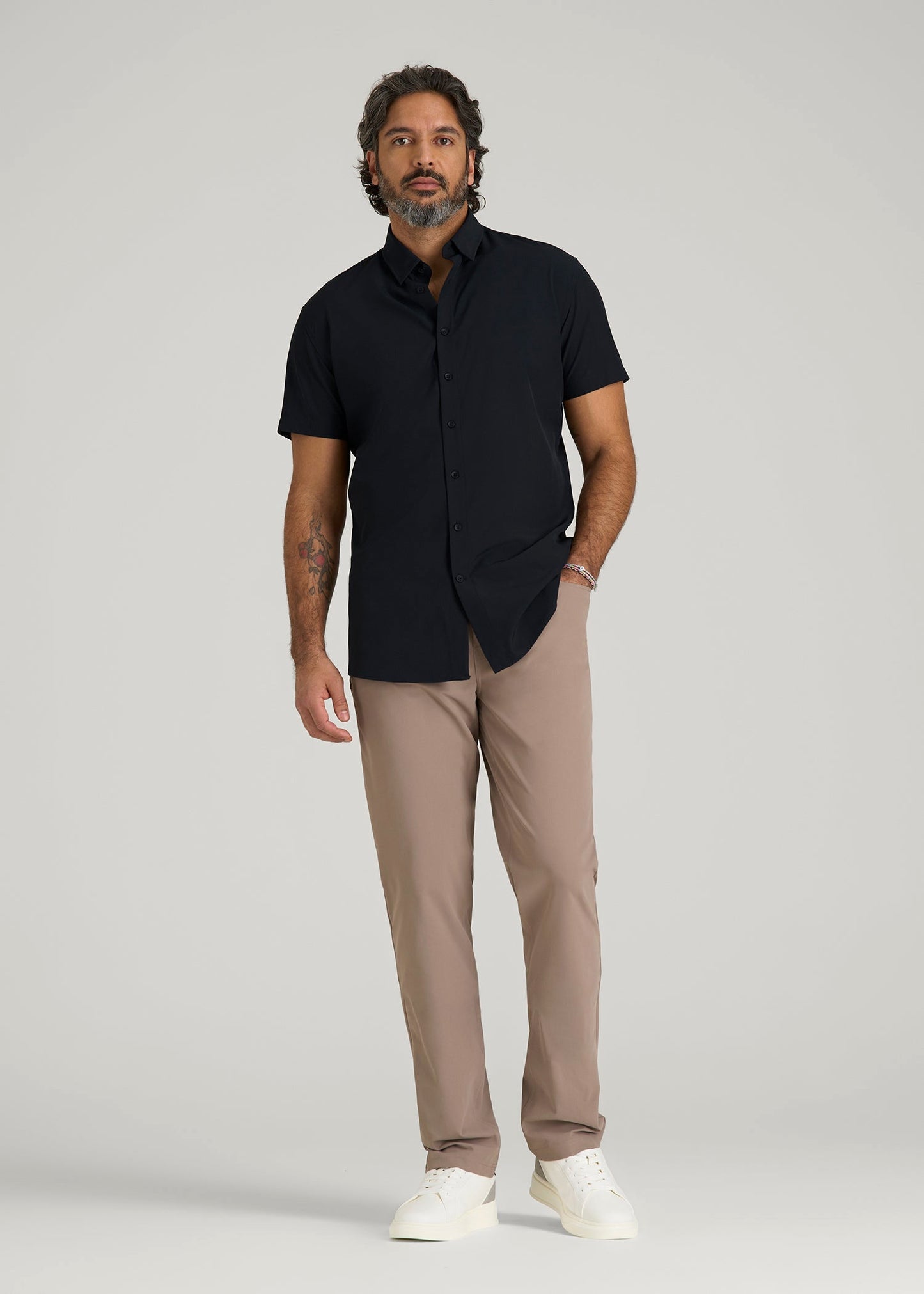 American Tall Men Short Sleeve Traveler Stretch Button Shirt for Tall Men in Black