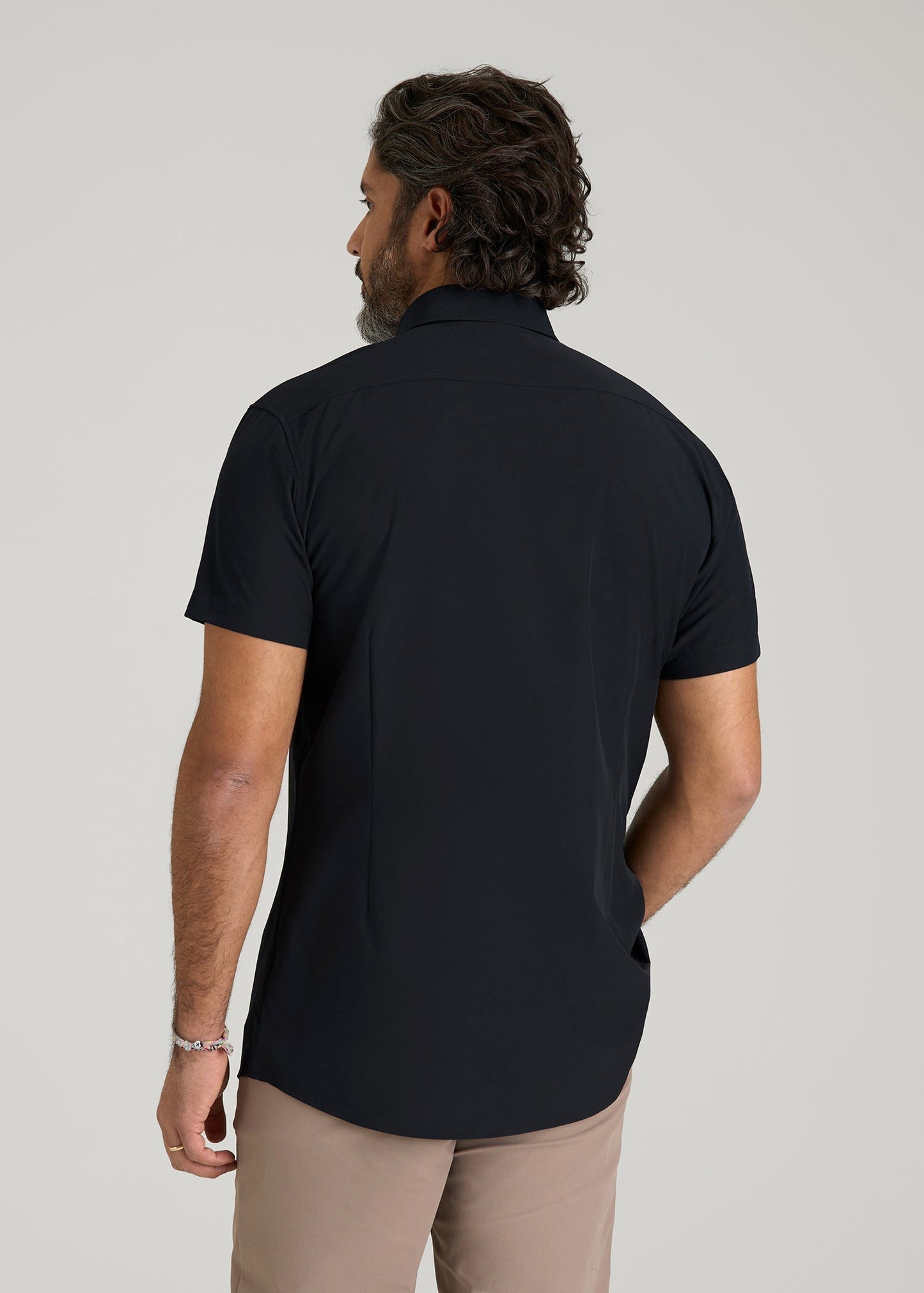American Tall Men Short Sleeve Traveler Stretch Button Shirt for Tall Men in Black
