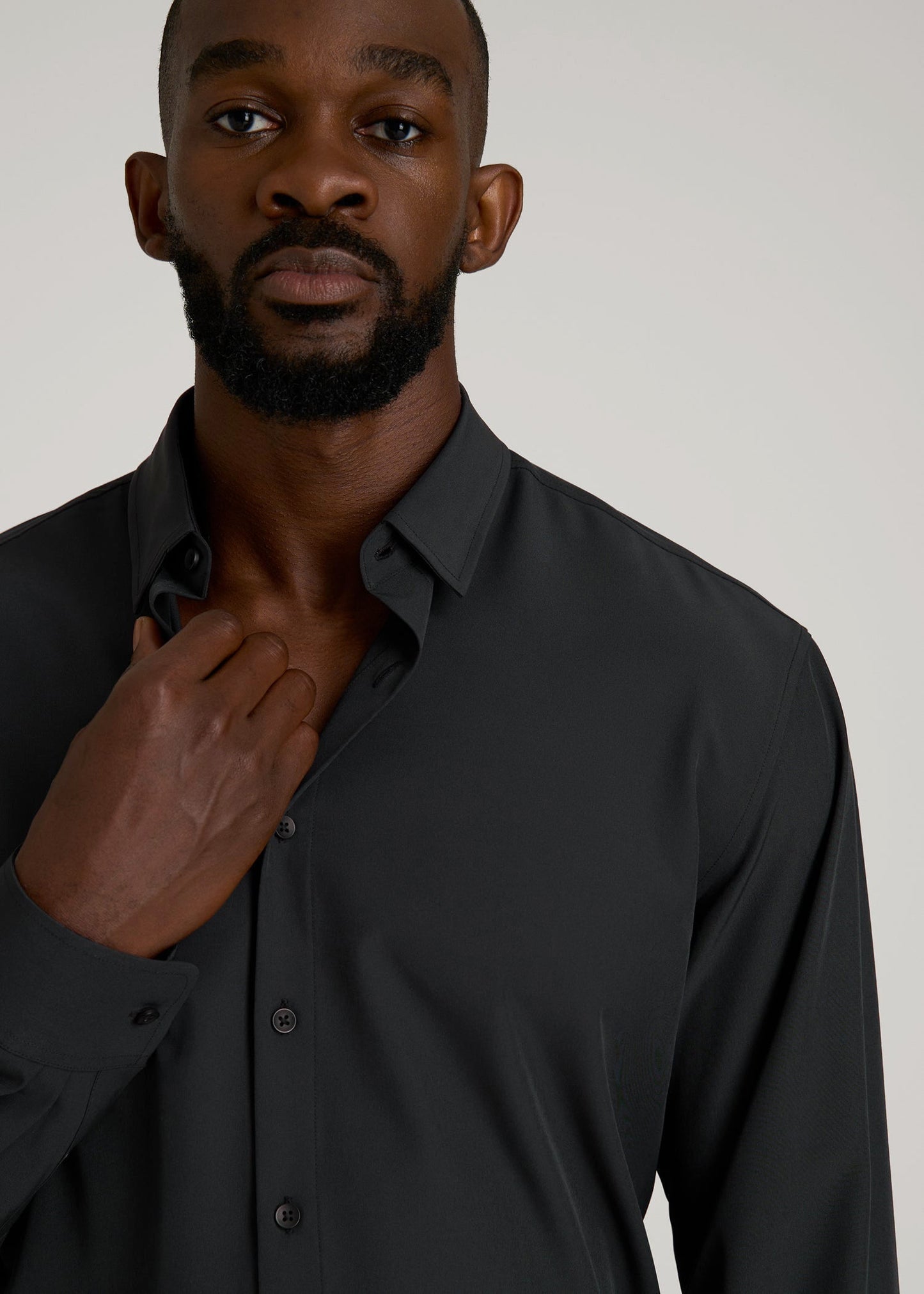 American Tall Men Traveler Stretch Dress Shirt in Black
