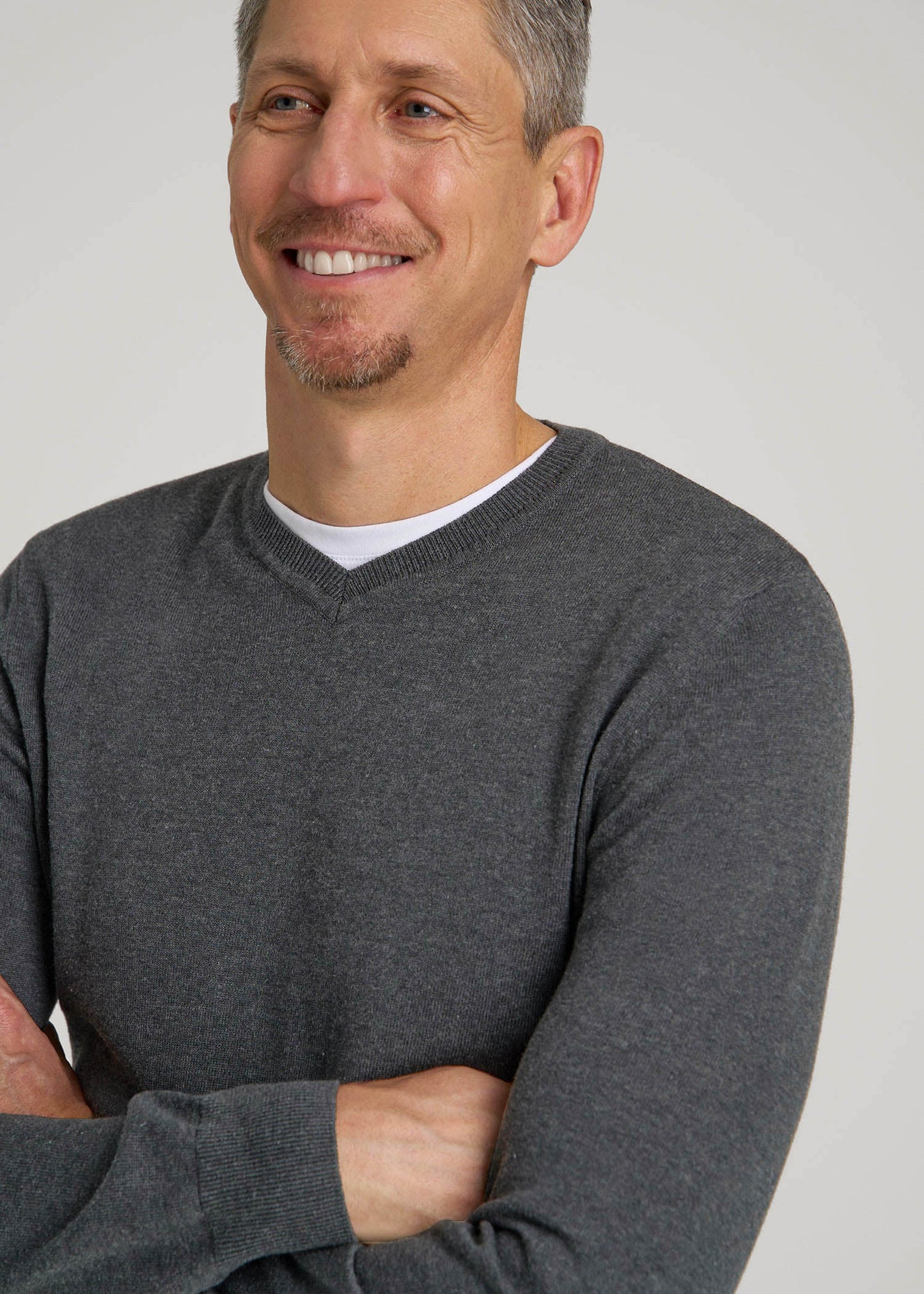 American Tall Men Everyday V-Neck Sweater for Tall Men in Charcoal Mix