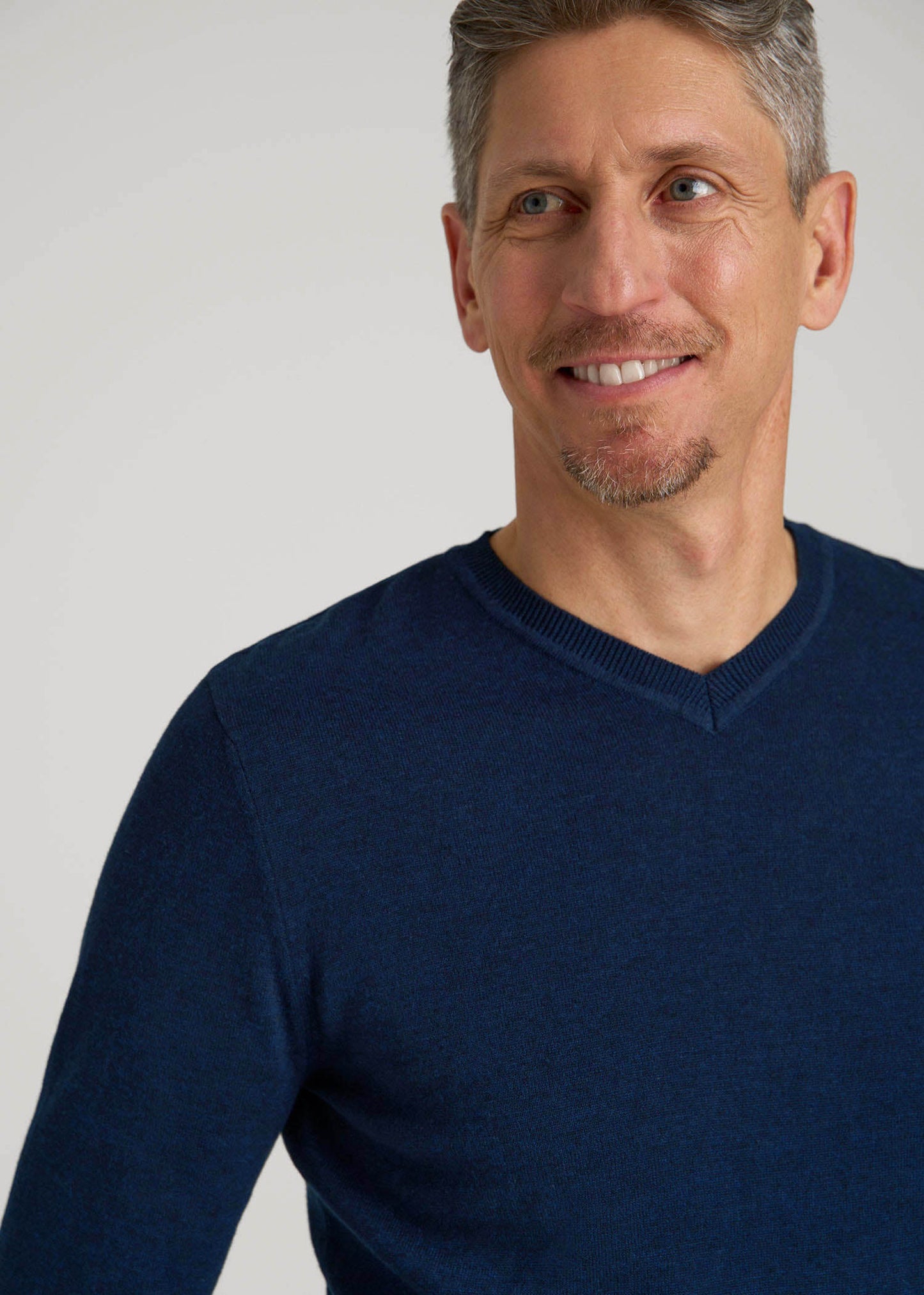 American Tall Men Everyday V-Neck Sweater for Tall Men in Patriot Blue