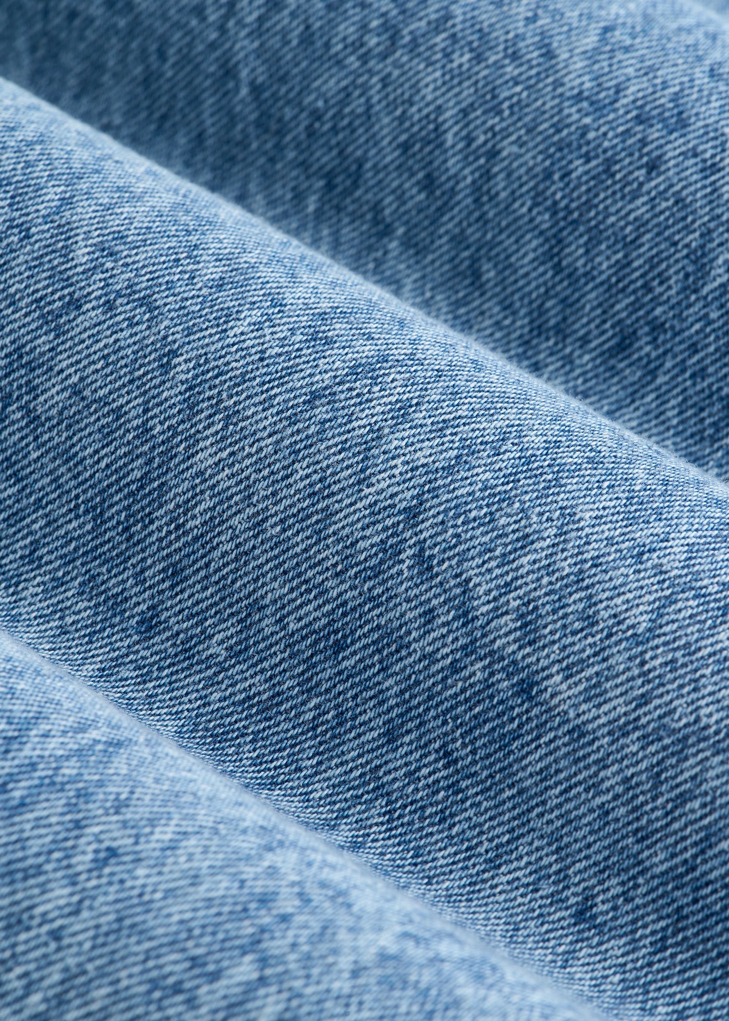 American Tall Men MILO Relaxed Tapered Fit Jeans for Tall Men in Perfect Blue