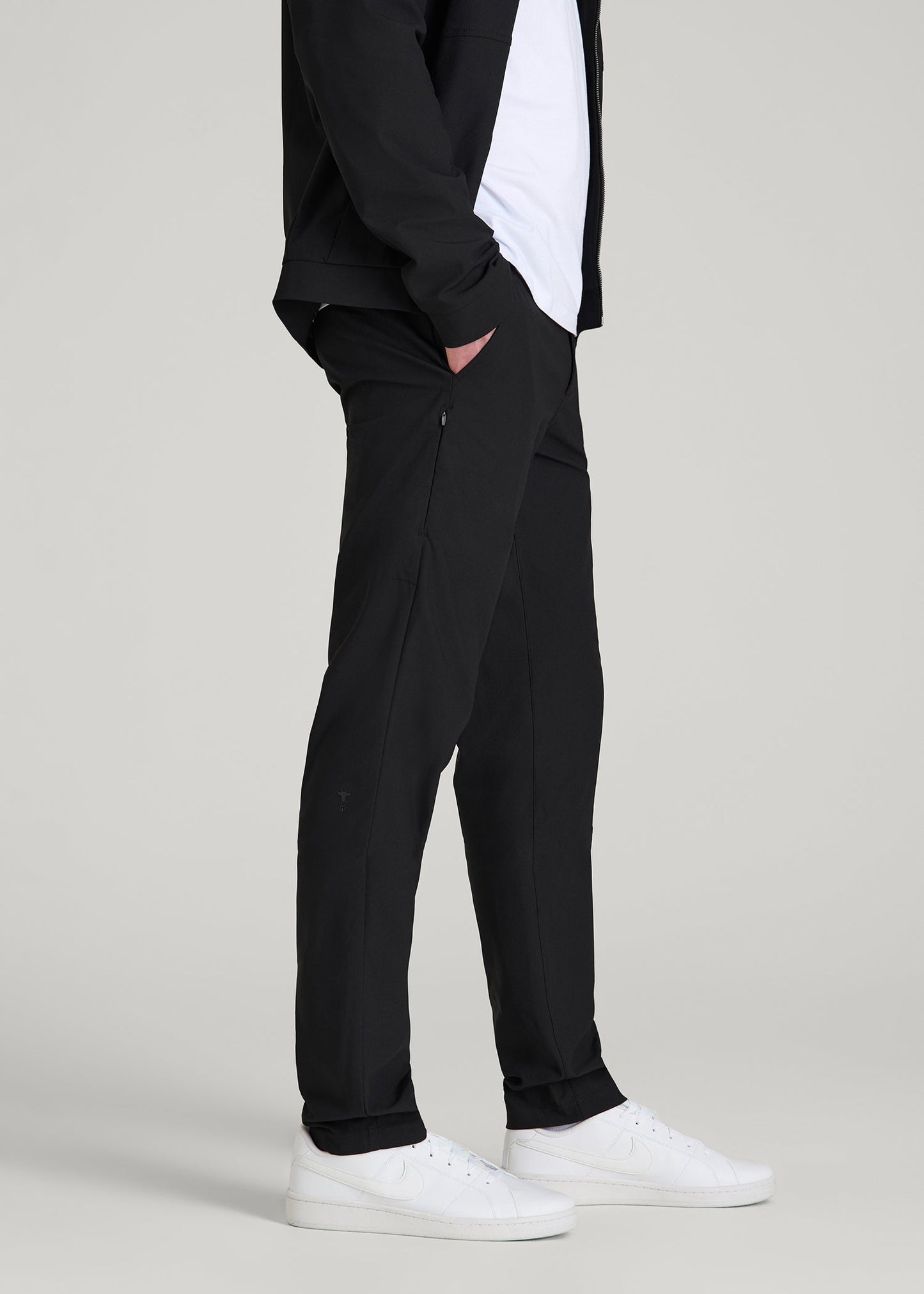 American Tall Men Traveler Chino 2.0 for Tall Men in Black