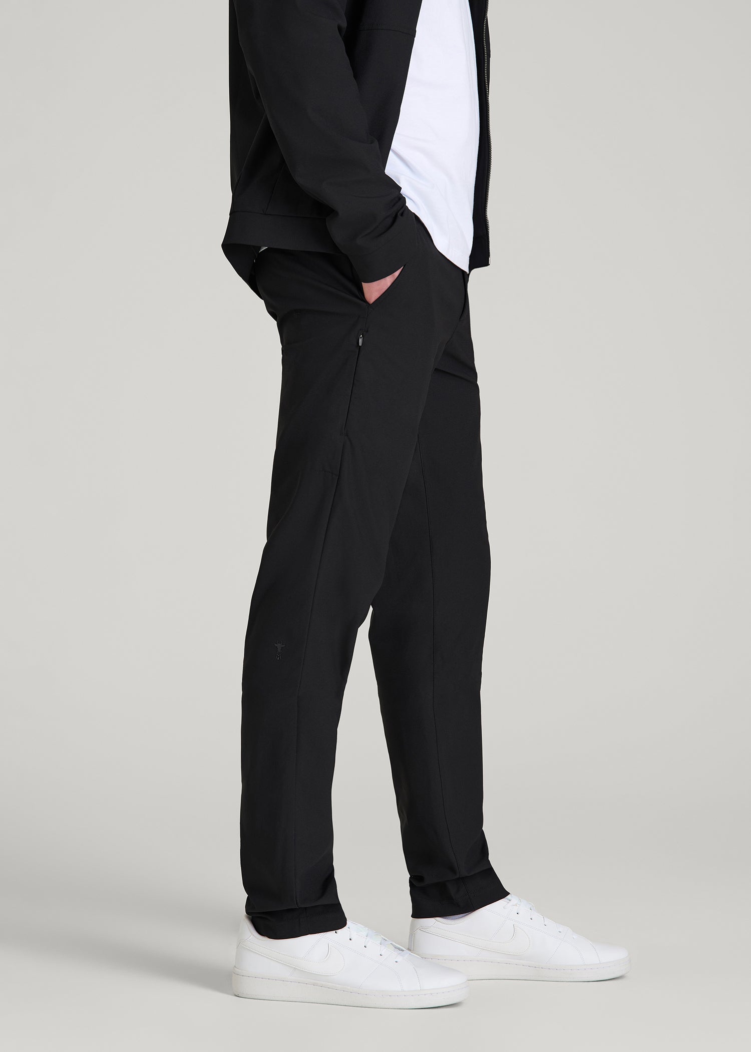 American Tall Men Traveler Chino 2.0 for Tall Men in Black