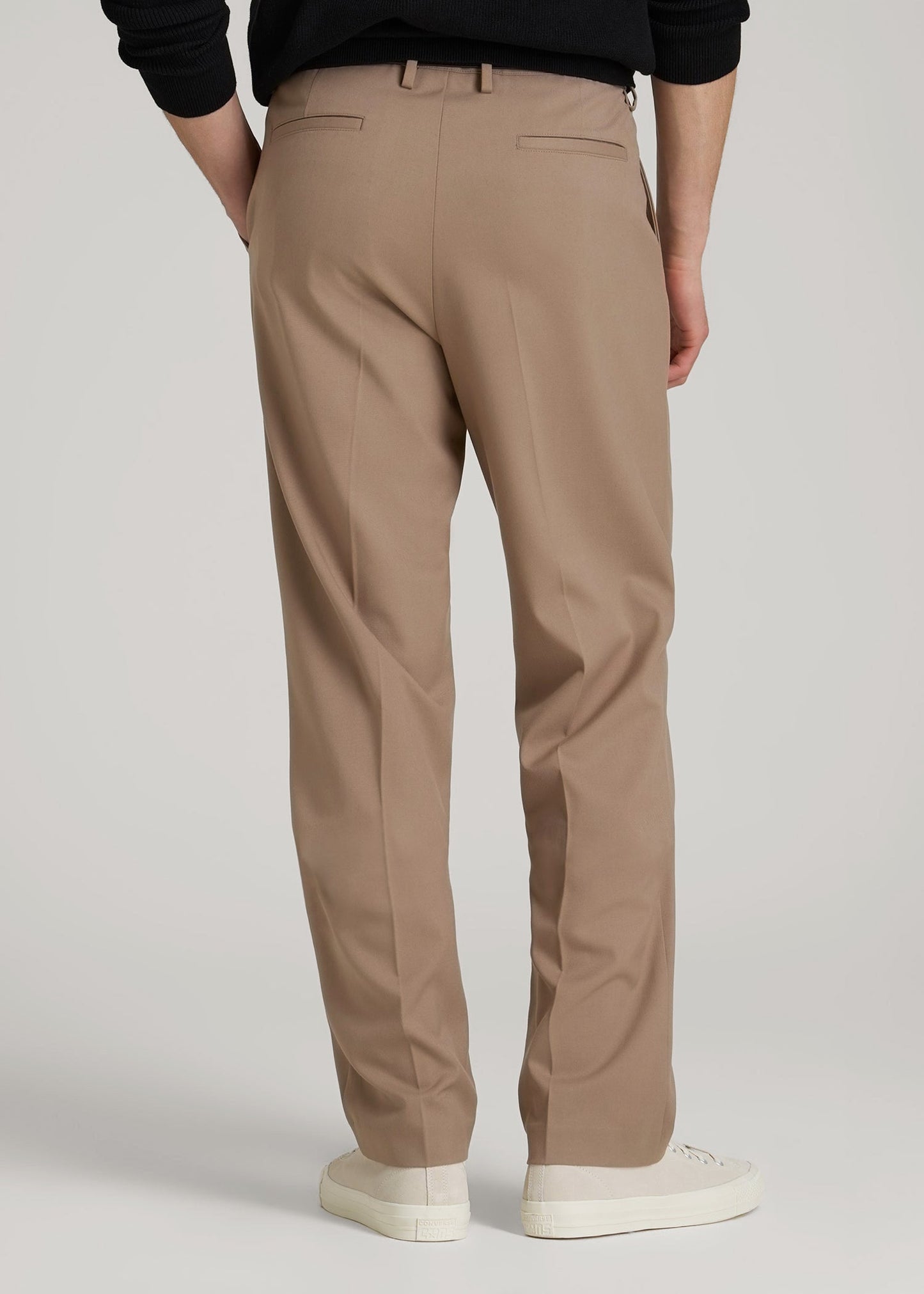 American Tall Men Relaxed Pleated Trousers for Tall Men in Dark Sand