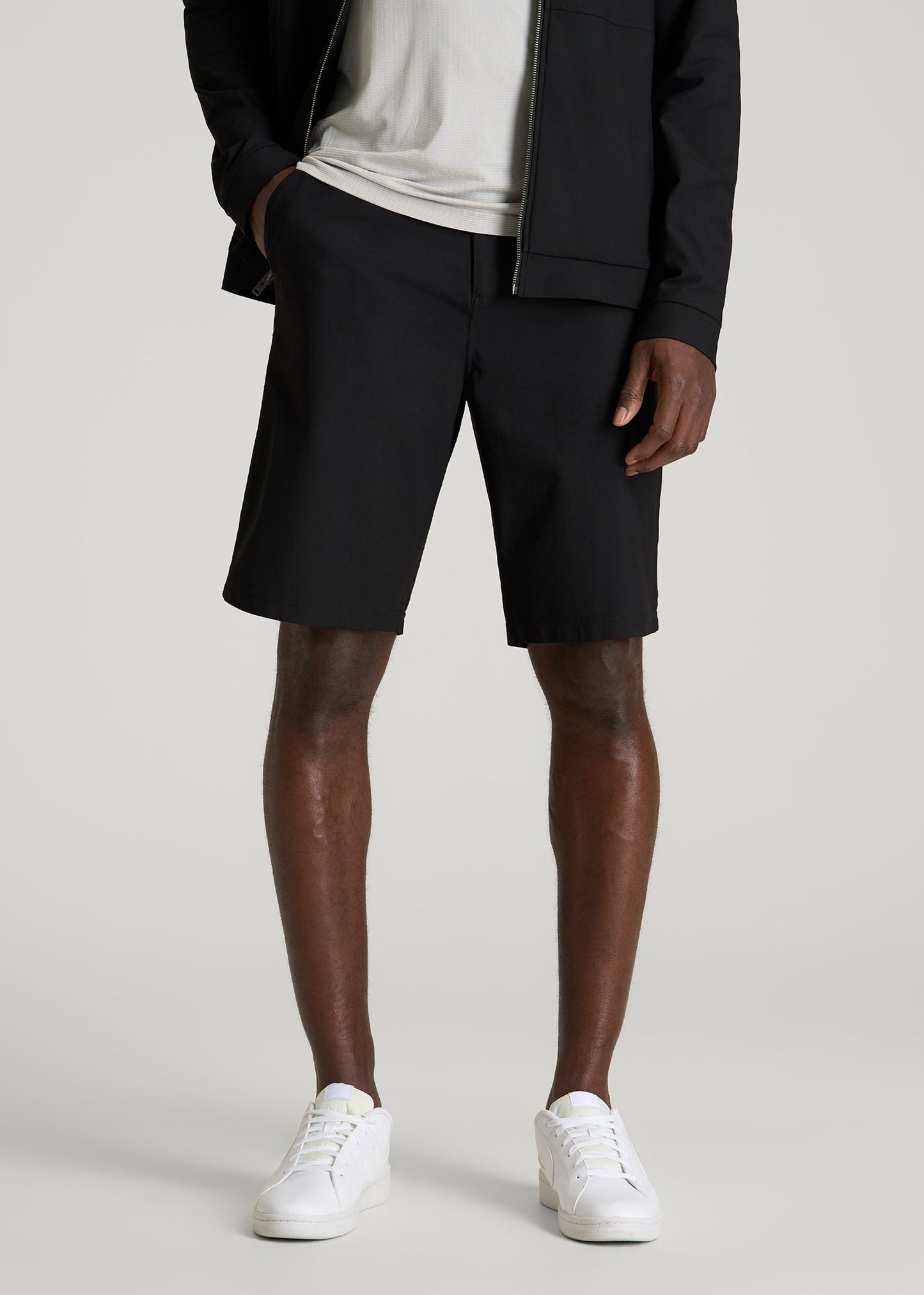 American Tall Men Traveler Chino Short 2.0 for Tall Men in Black