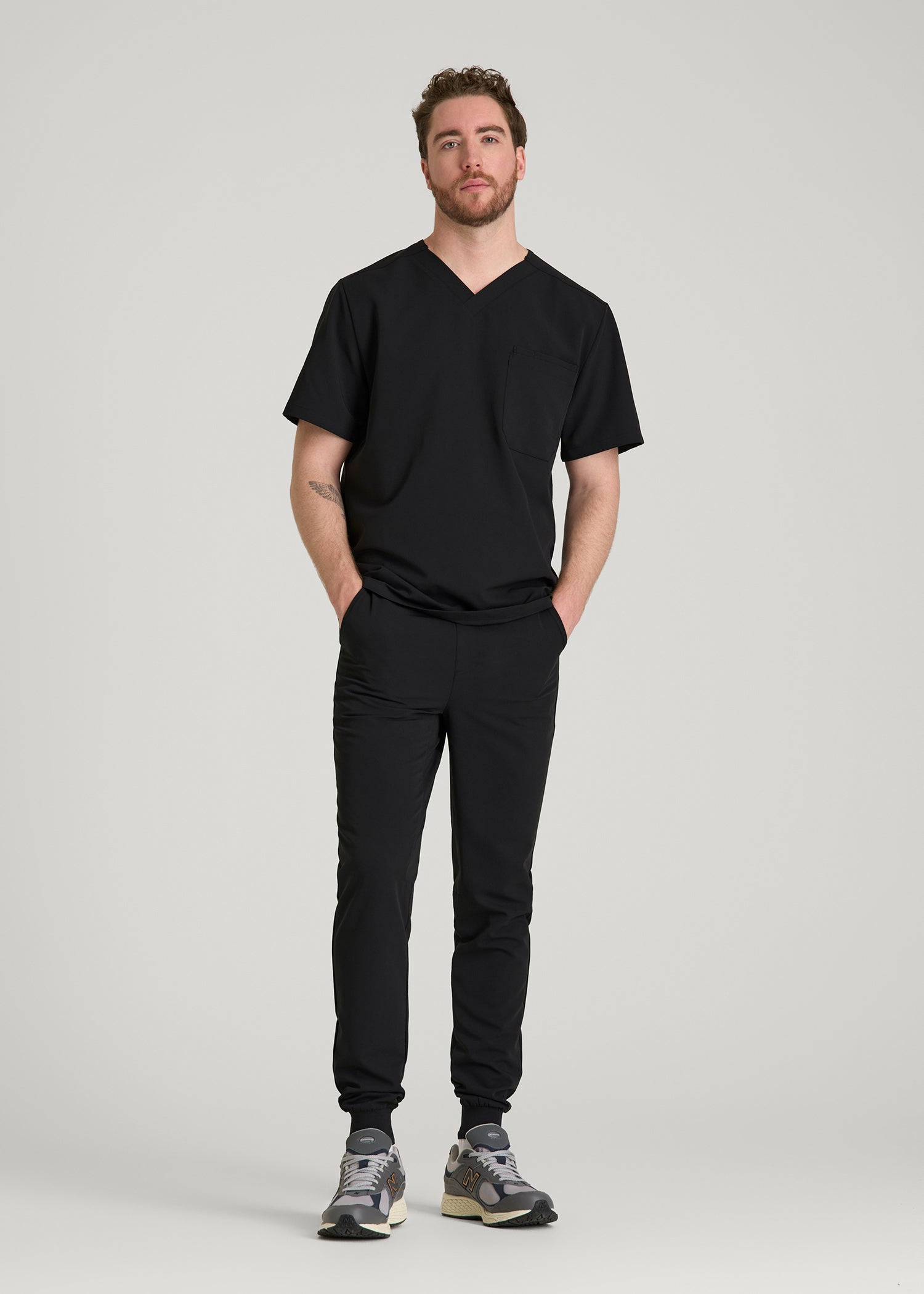 American Tall Men Short-Sleeve V-Neck Scrub Top for Tall Men in Black