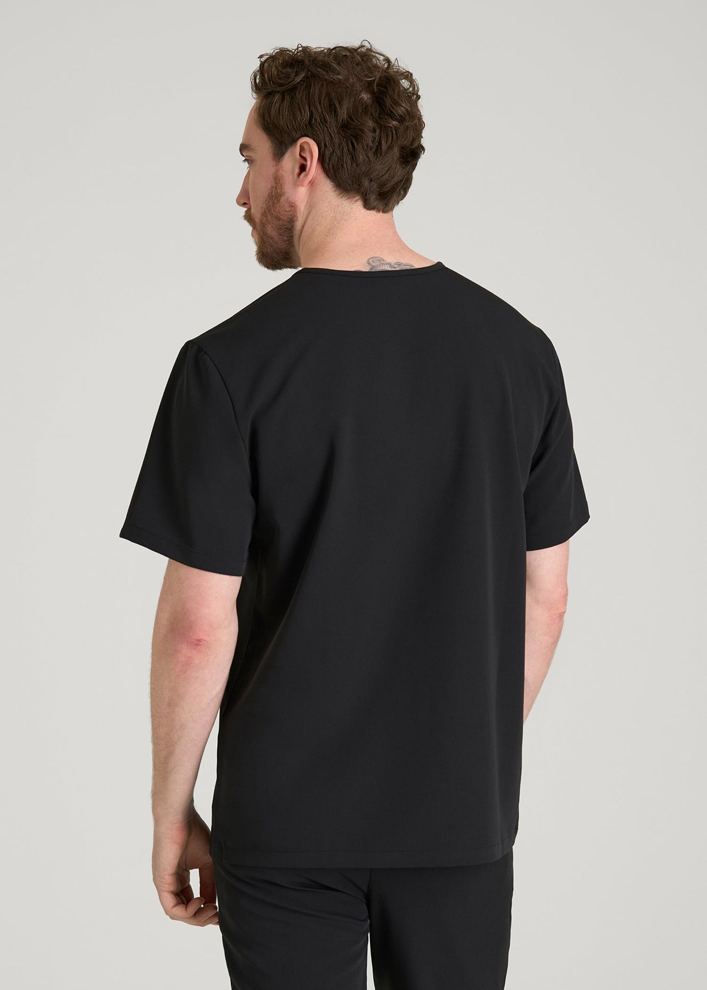 American Tall Men Short-Sleeve V-Neck Scrub Top for Tall Men in Black