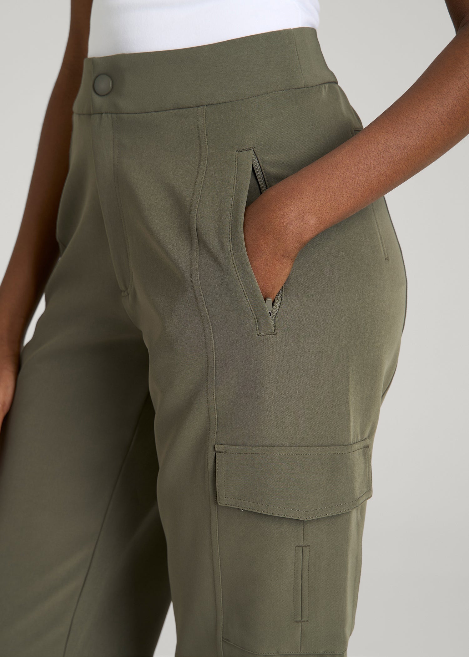 American Tall Women Traveler Cargo Pant for Tall Women in Olive