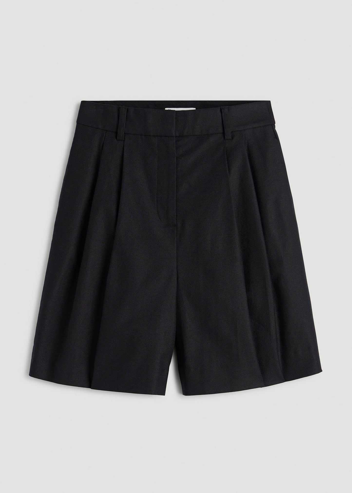 American Tall Women Stretch Cotton Linen Blend Pleated Shorts for Tall Women in Black