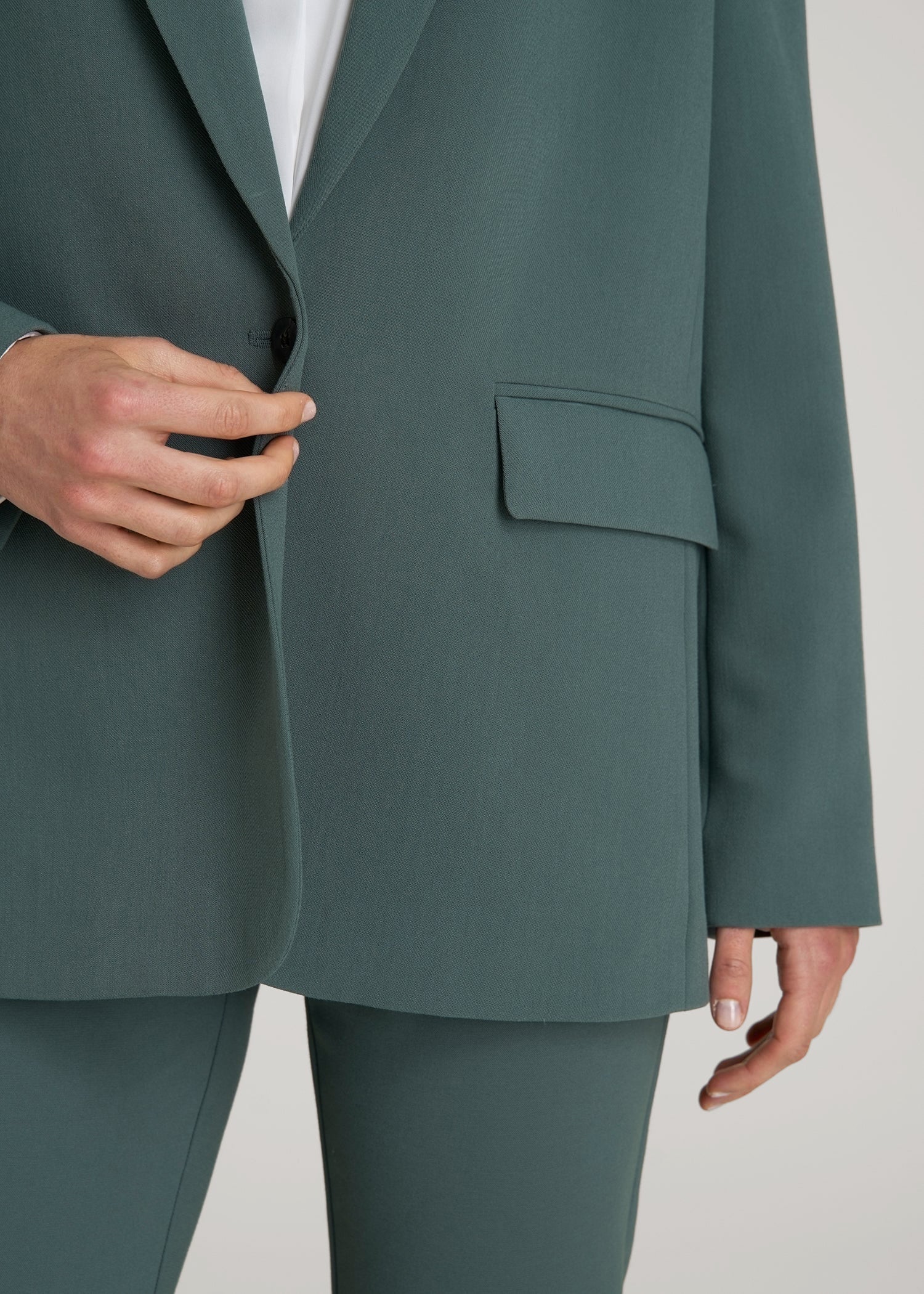 American Tall Women Boyfriend Fit Single-Button Blazer for Tall Women in Balsam Green