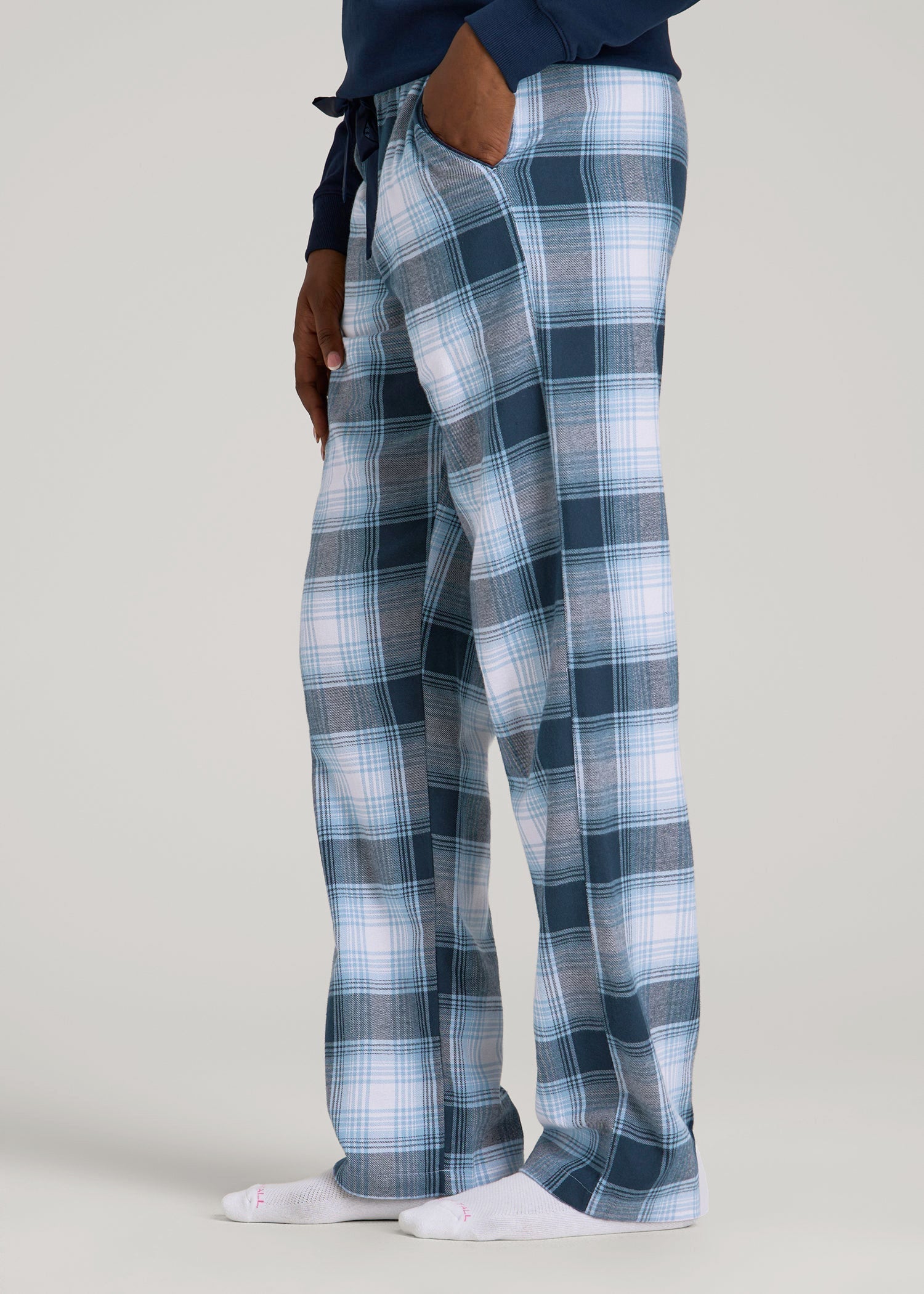 American Tall Women Tie Waist Flannel Pajama Pants for Tall Women in Blue and White Plaid