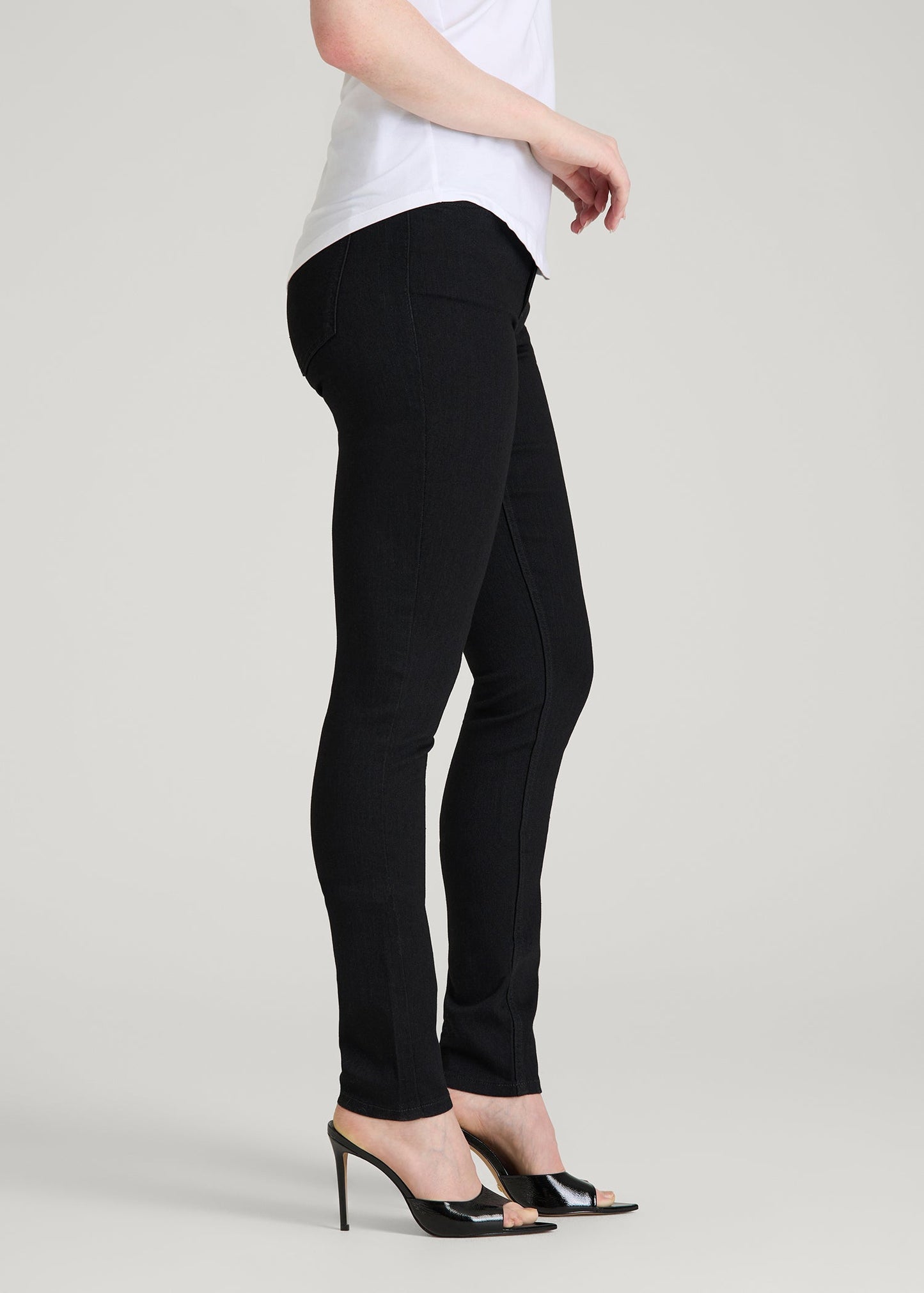 American Tall Women Sarah Mid-Rise Skinny Jeans for Tall Women in Optimum Black