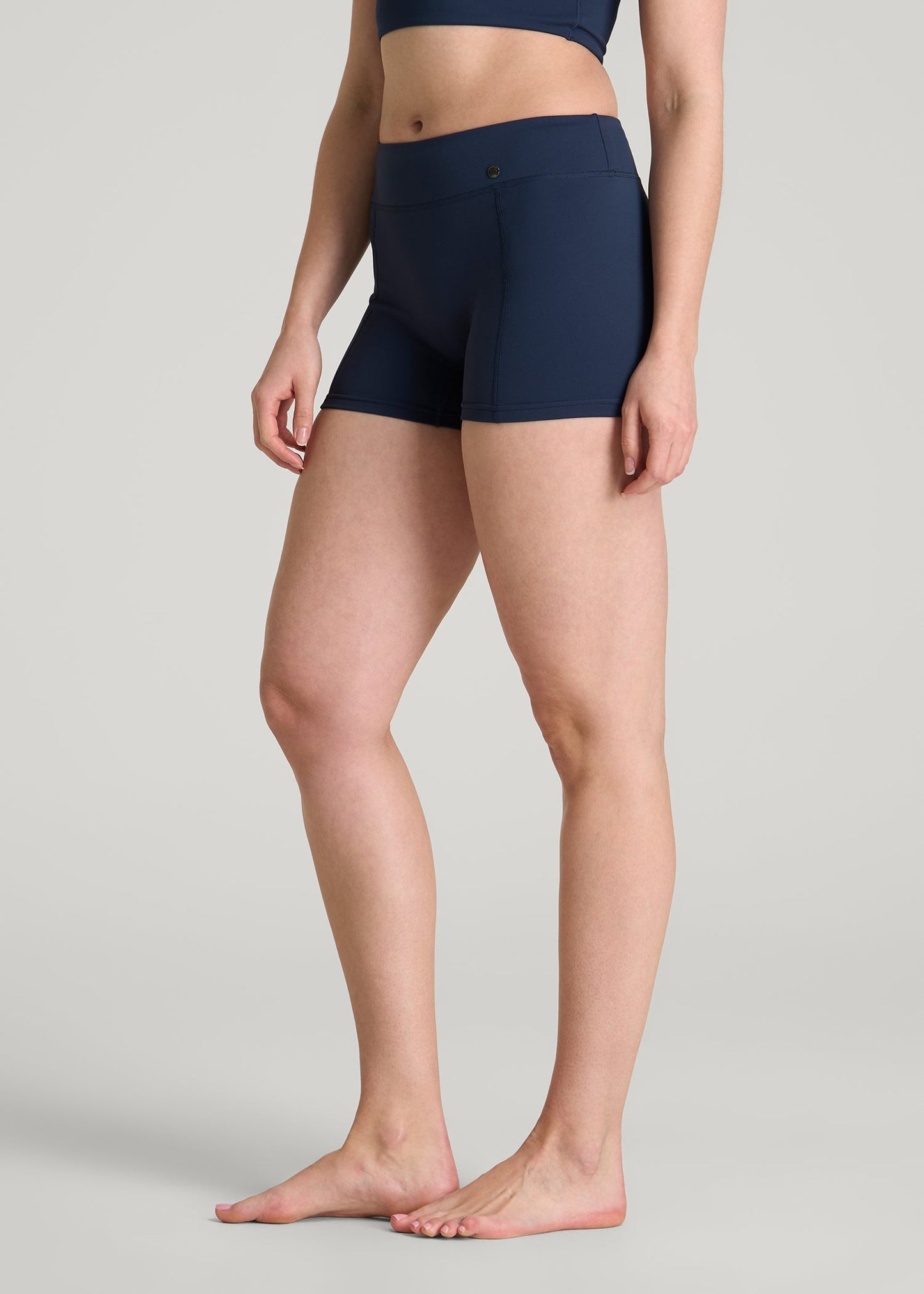 American Tall Women Fitted Hybrid Shorts for Tall Women in Navy Blue