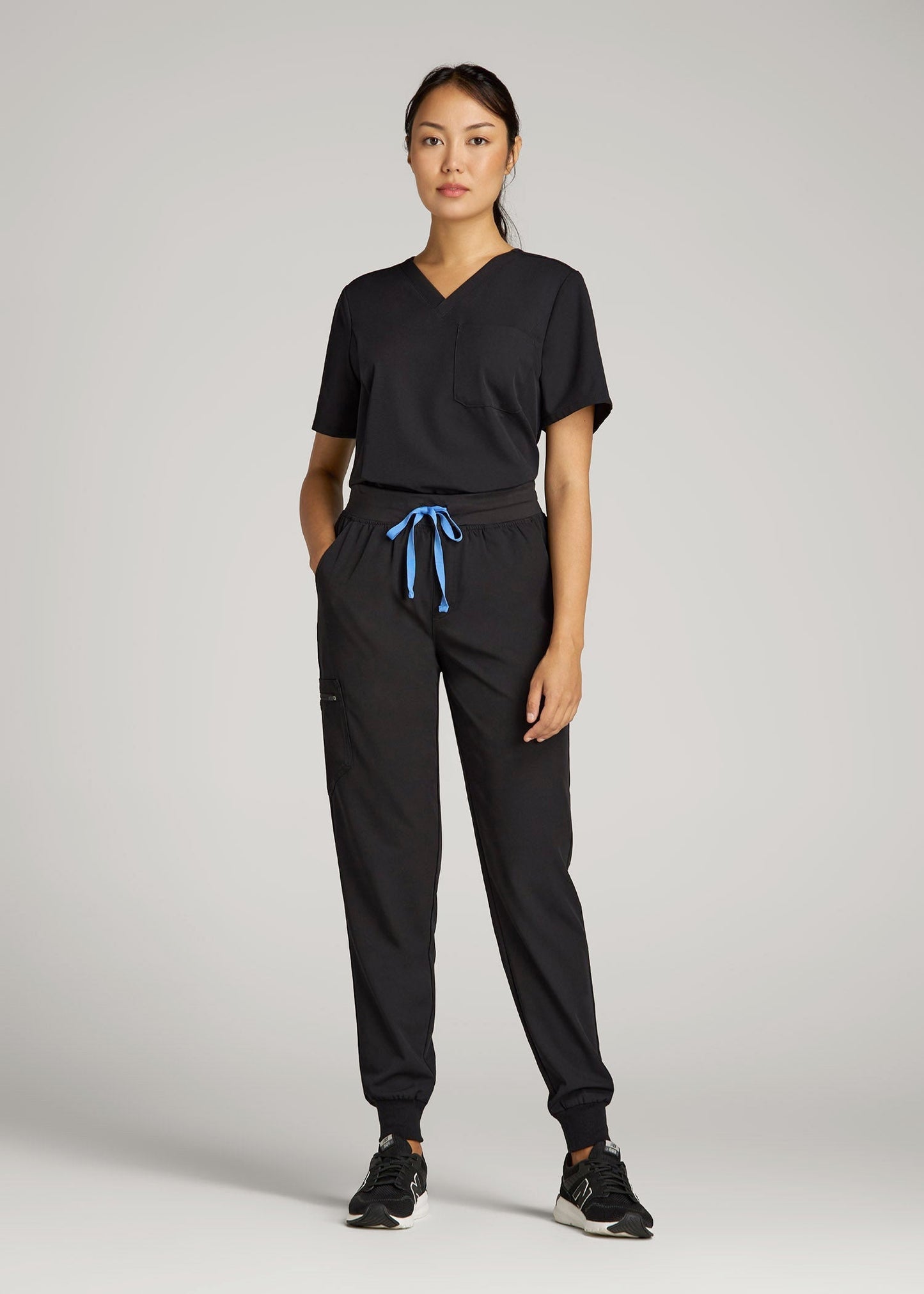 American Tall Women Short Sleeve V-Neck Scrub Top for Tall Women in Black