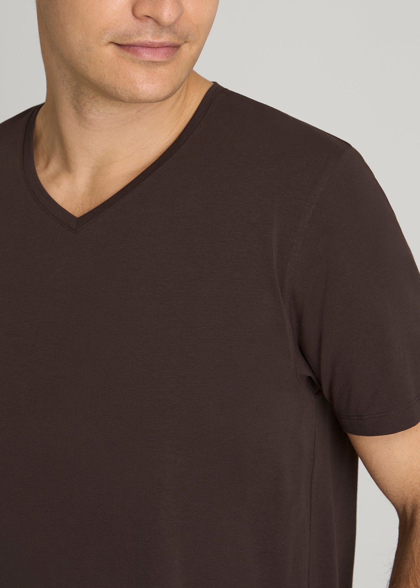 American Tall Men The Essential Modern Fit V-Neck Tee for Tall Men in Espresso