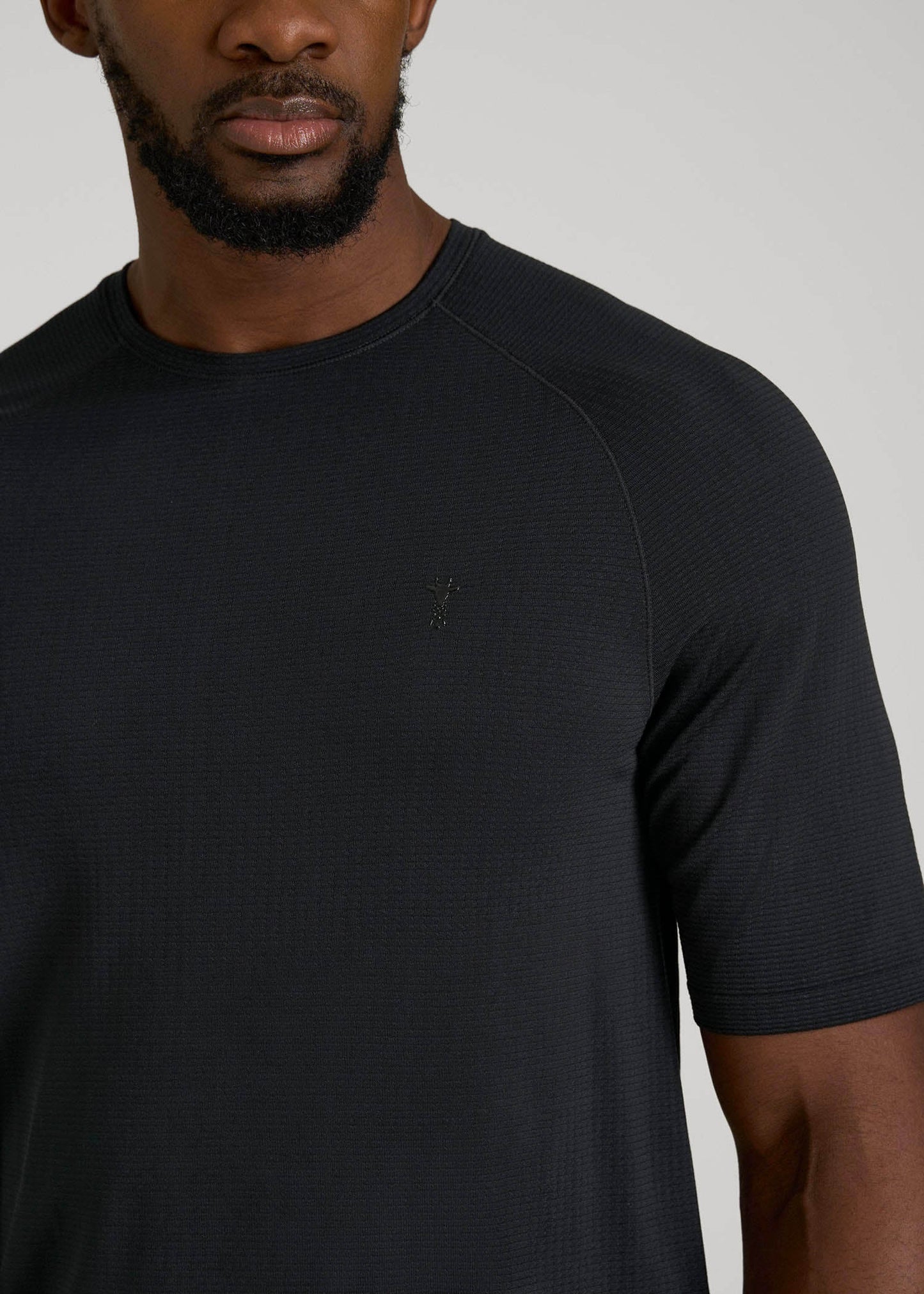 American Tall Men Vented Training Top for Tall Men in Black