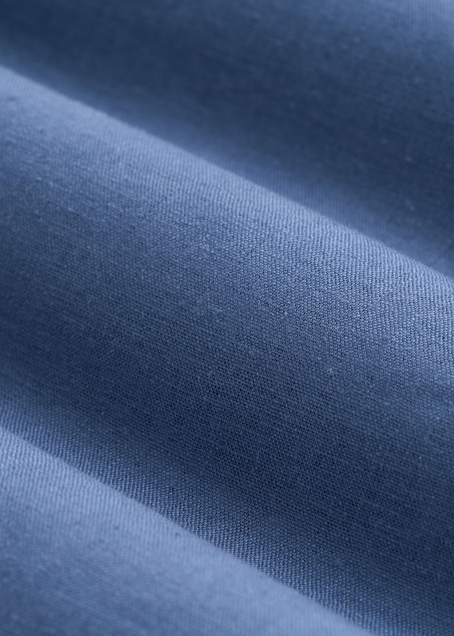 American Tall Men Linen Popover Shirt for Tall Men in Deep Cobalt