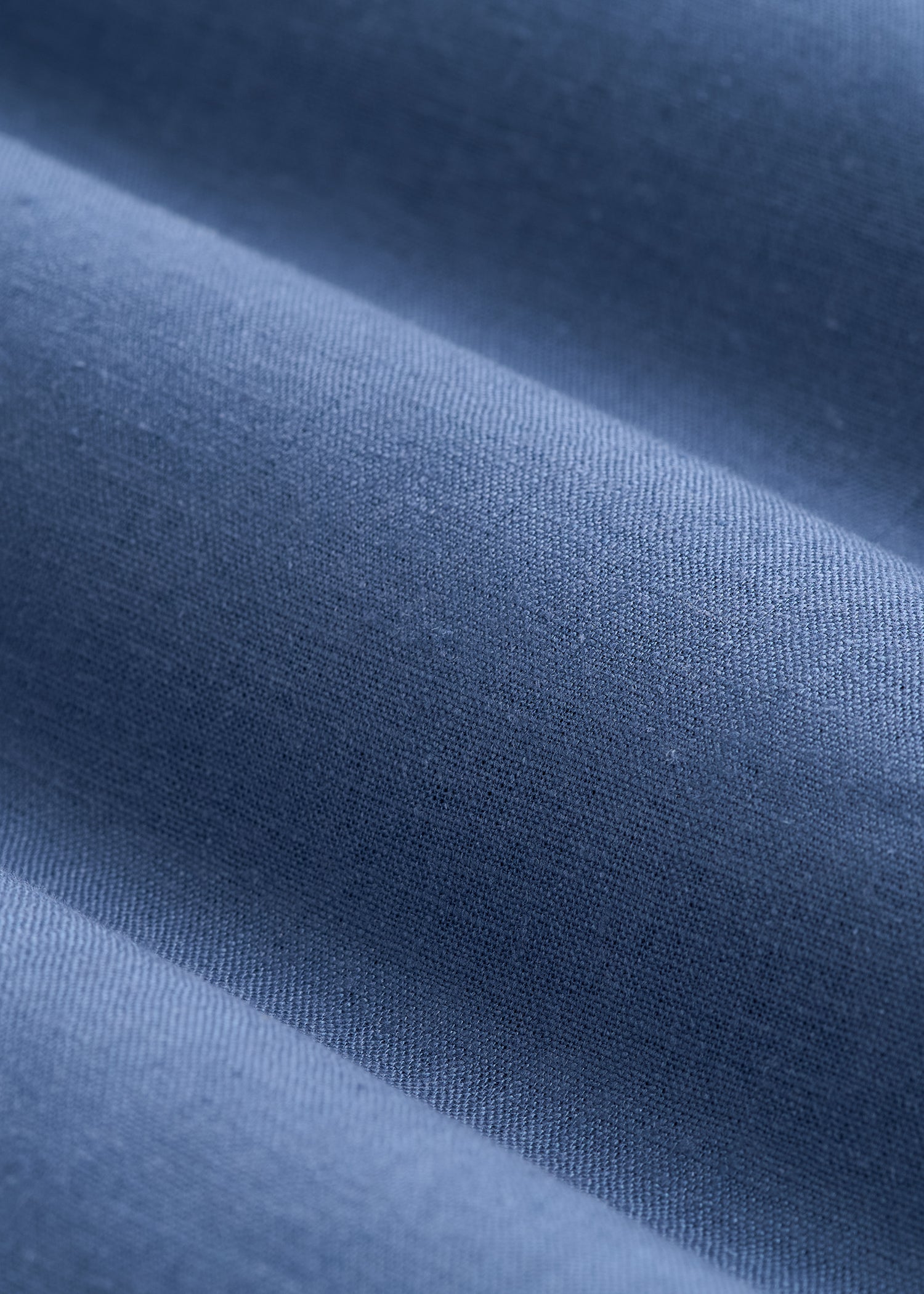 American Tall Men Linen Popover Shirt for Tall Men in Deep Cobalt
