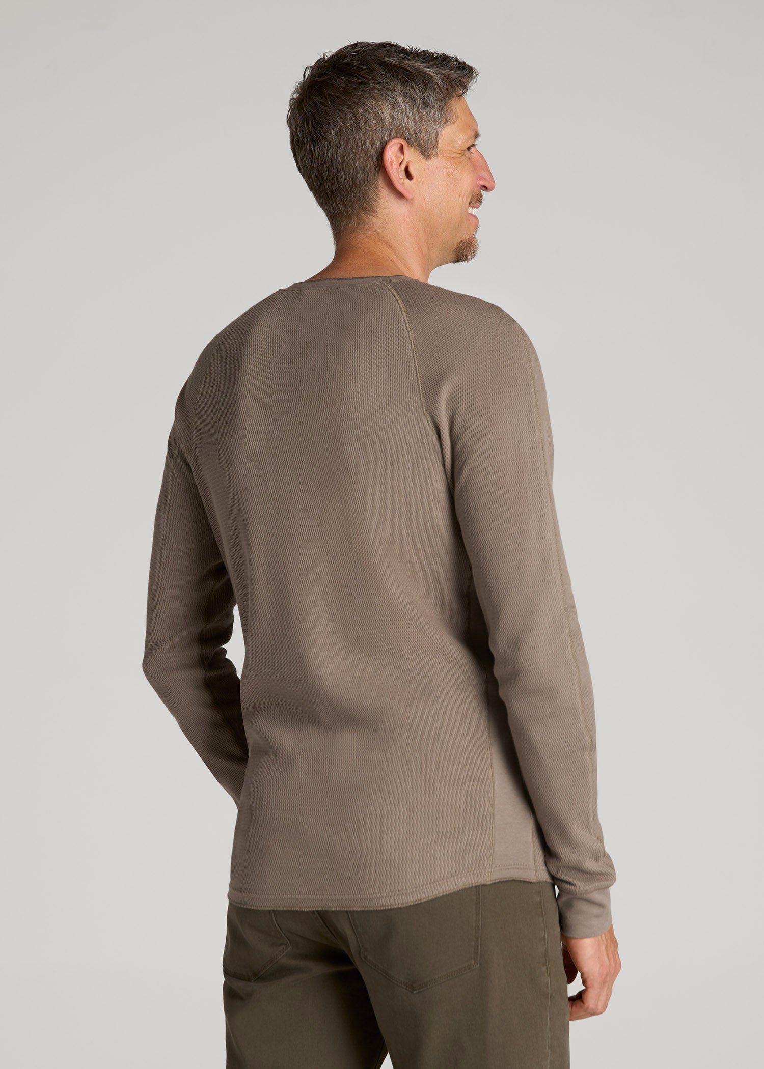 American Tall Men Double Honeycomb Thermal Long-Sleeve Henley Shirt for Tall Men in Dark Sand