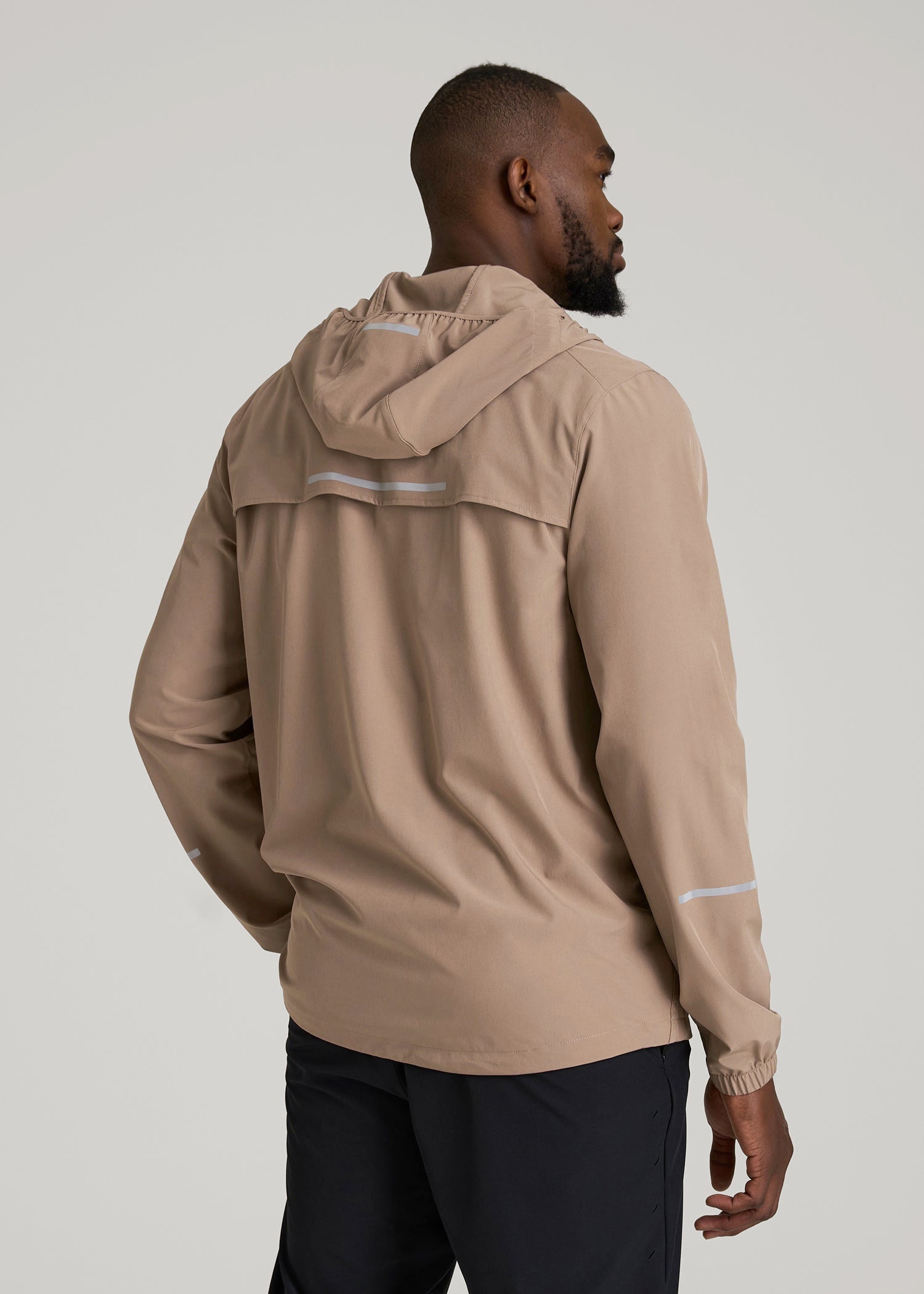 American Tall Men Featherweight Packable Anorak for Tall Men in Dark Sand