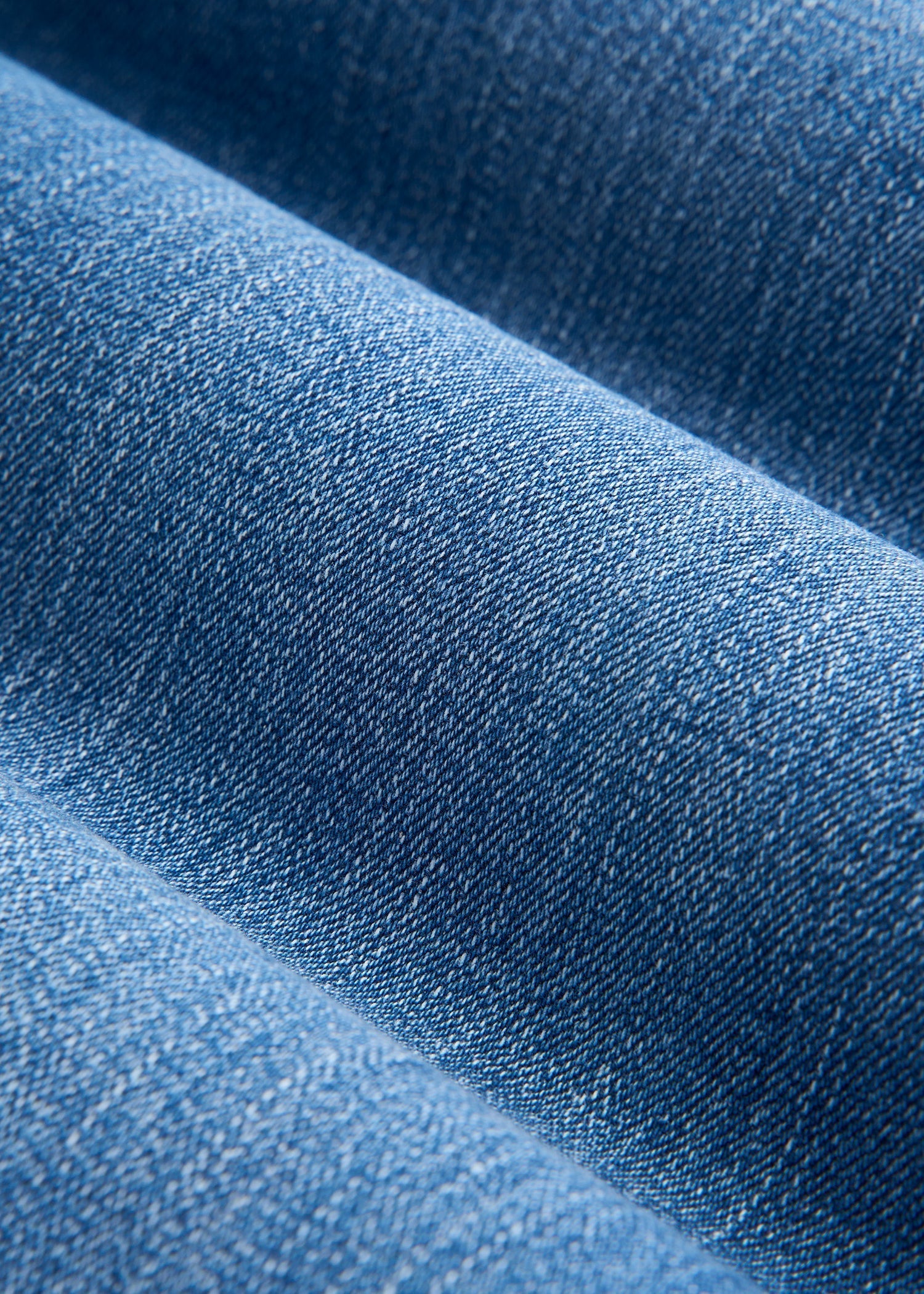 American Tall Men Carman TAPERED Jeans for Tall Men in Classic Mid Blue