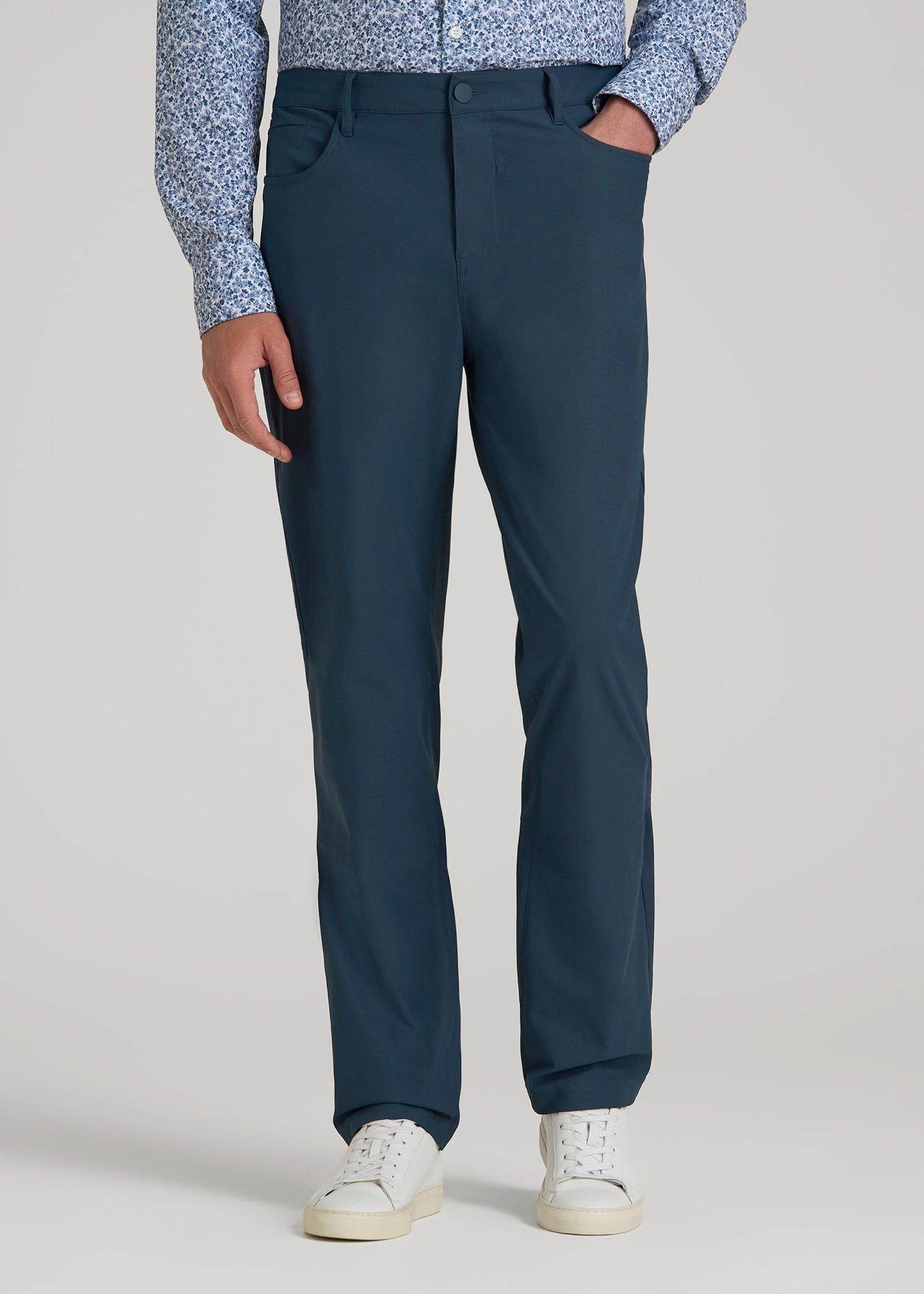 American Tall Men Traveler Pant 2.0 for Tall Men in Navy Blue
