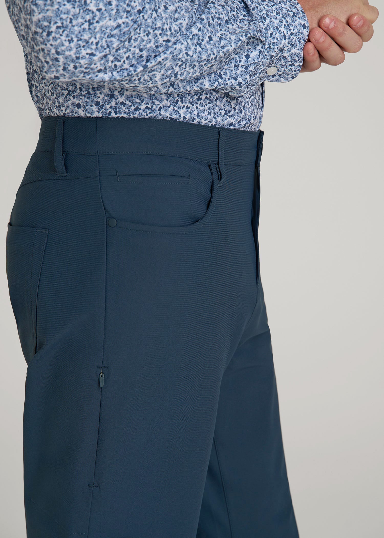 American Tall Men Traveler Pant 2.0 for Tall Men in Navy Blue