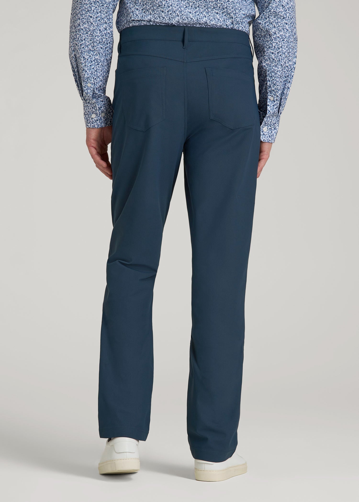 American Tall Men Traveler Pant 2.0 for Tall Men in Navy Blue