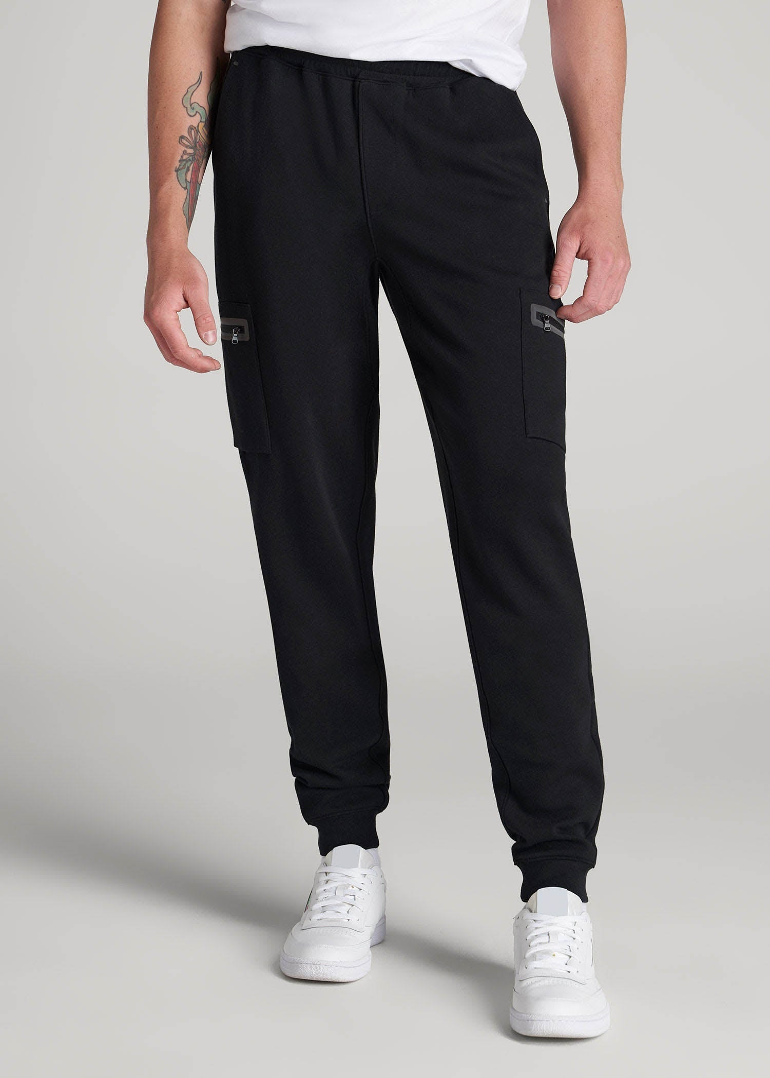 American Tall Men Tech Motion Fleece Cargo Joggers for Tall Men in Black
