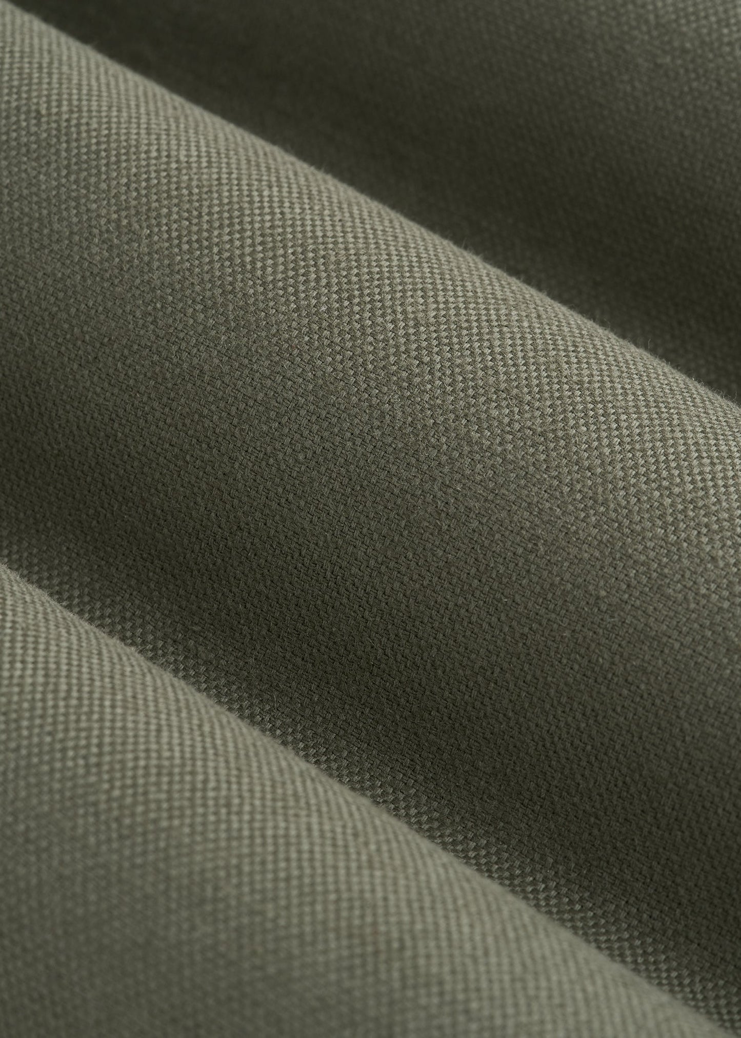 American Tall Men Stretch Cotton Linen Blend Shorts for Tall Men in Olive