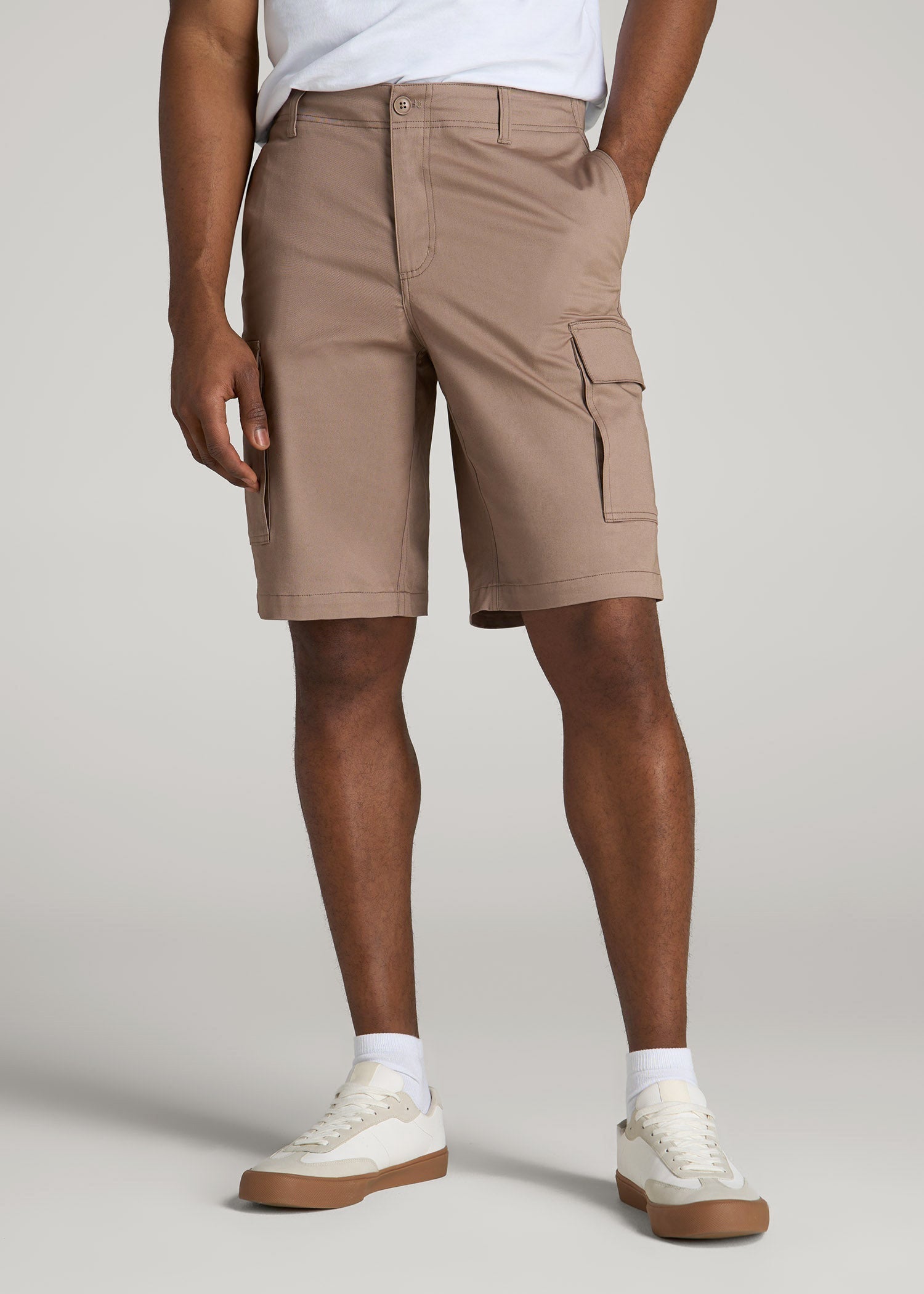 American Tall Men Stretch Twill Cargo Shorts for Tall Men in Dark Sand